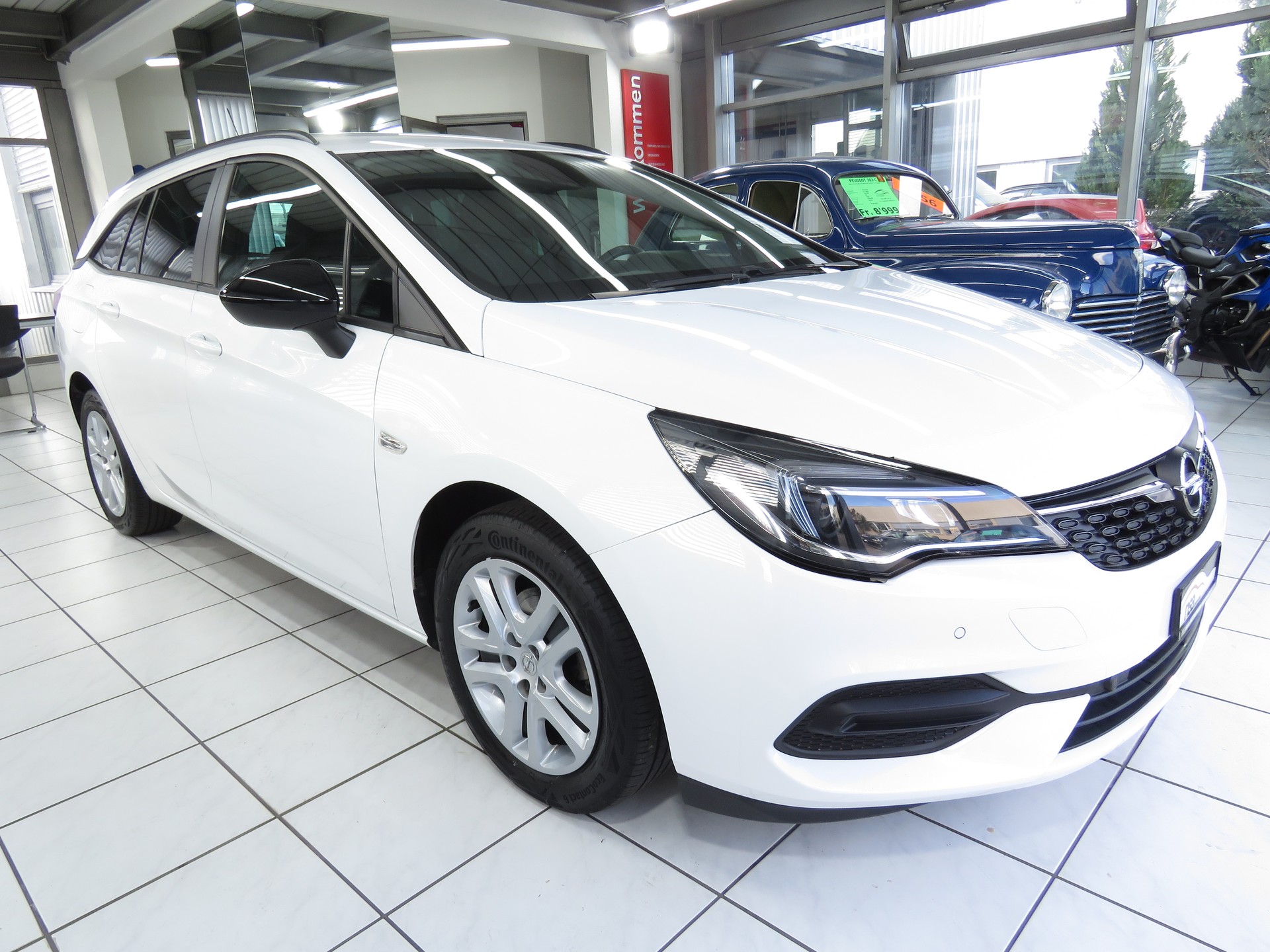 OPEL Astra Sports Tourer 1.4i Turbo Elegance-image-2