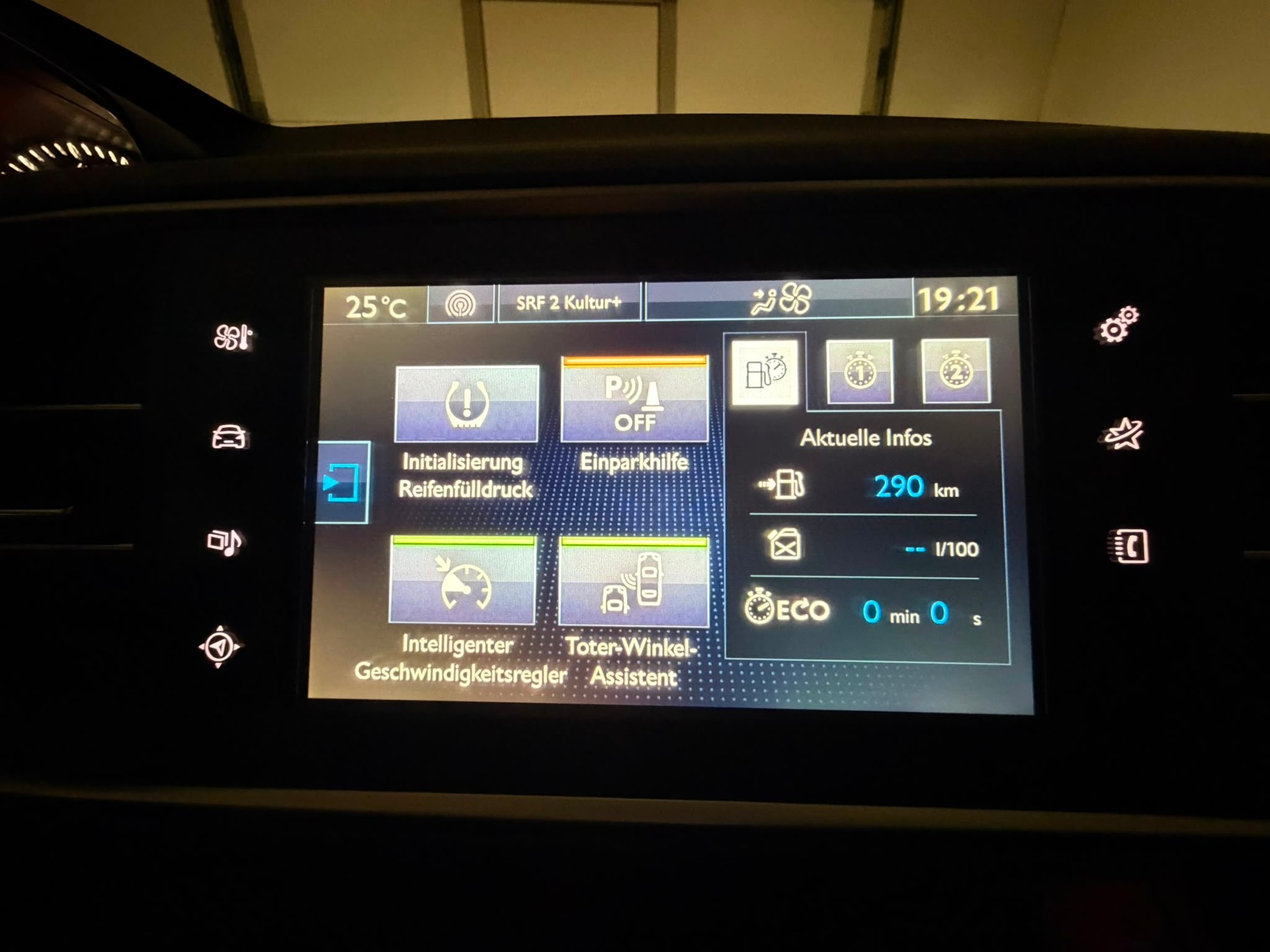 PEUGEOT 308 SW 1.2 THP Active-image-7