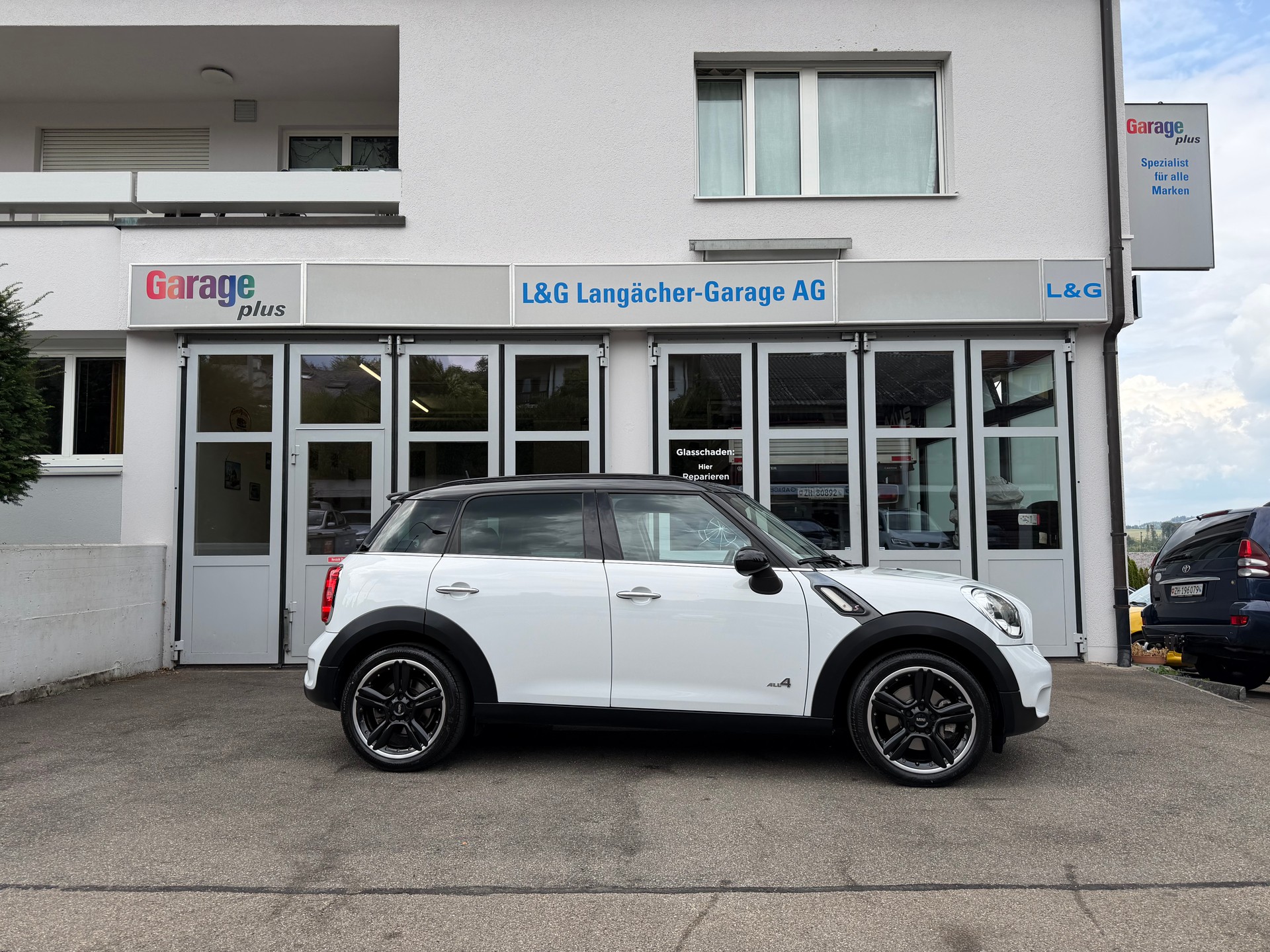 MINI Countryman Cooper S ALL4 Steptronic-image-0