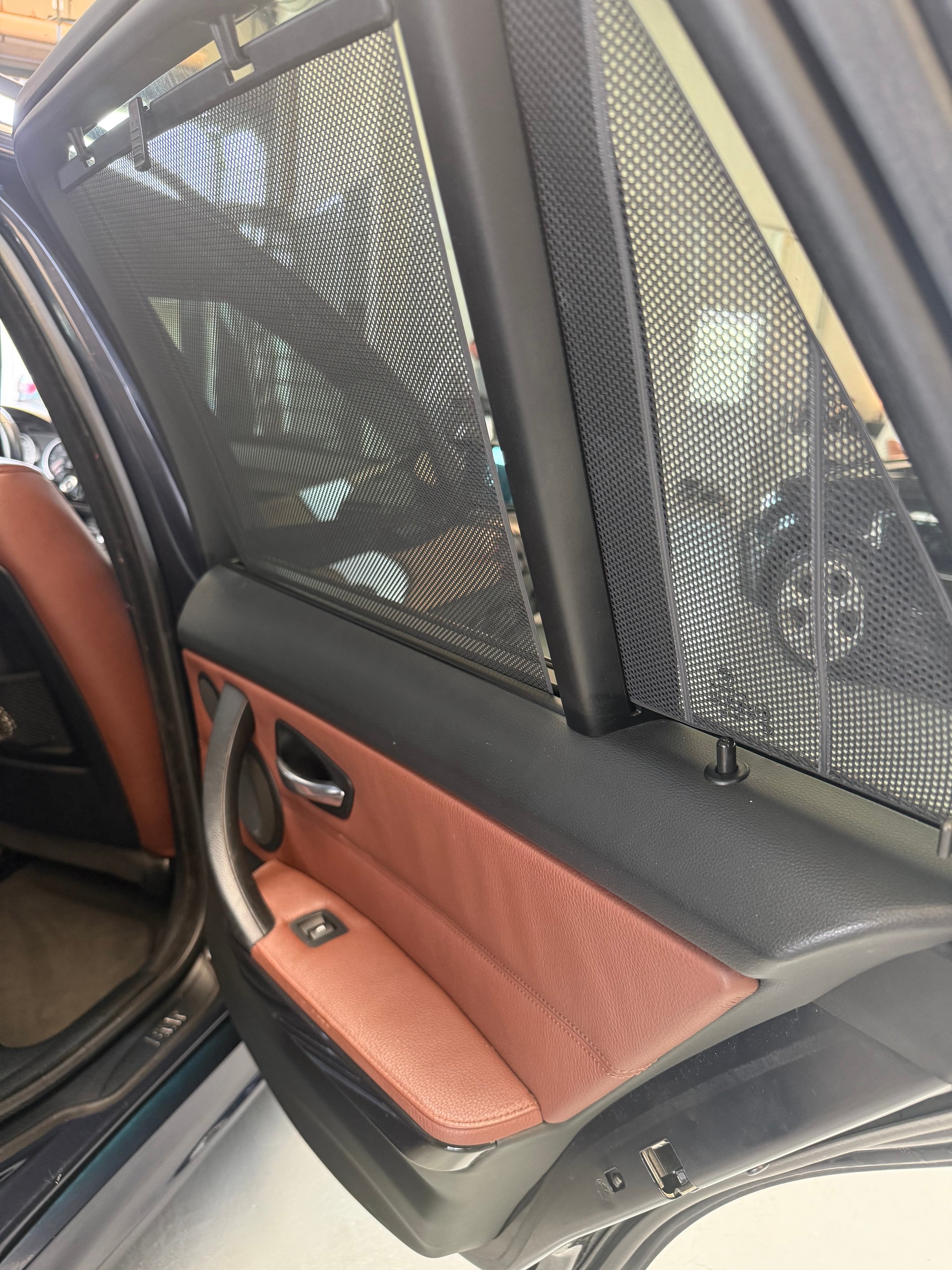 BMW 330d Touring M Paket *Handschalter* *Heckantrieb*-image-7
