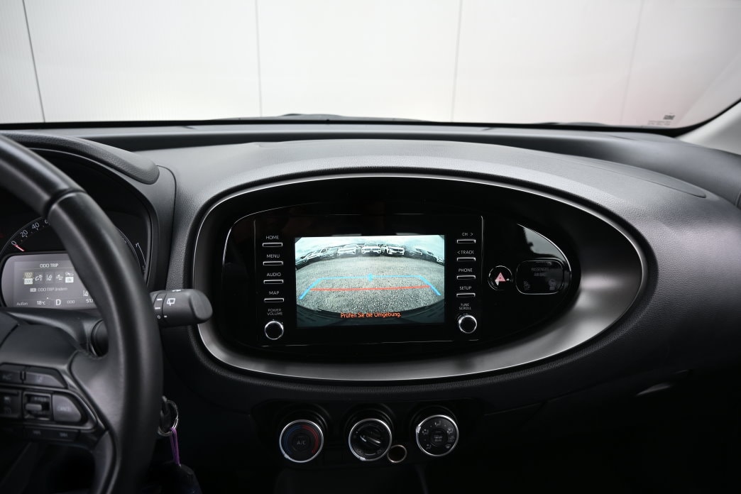 TOYOTA Aygo X 1.0 VVT-i Comfort CVT-image-11