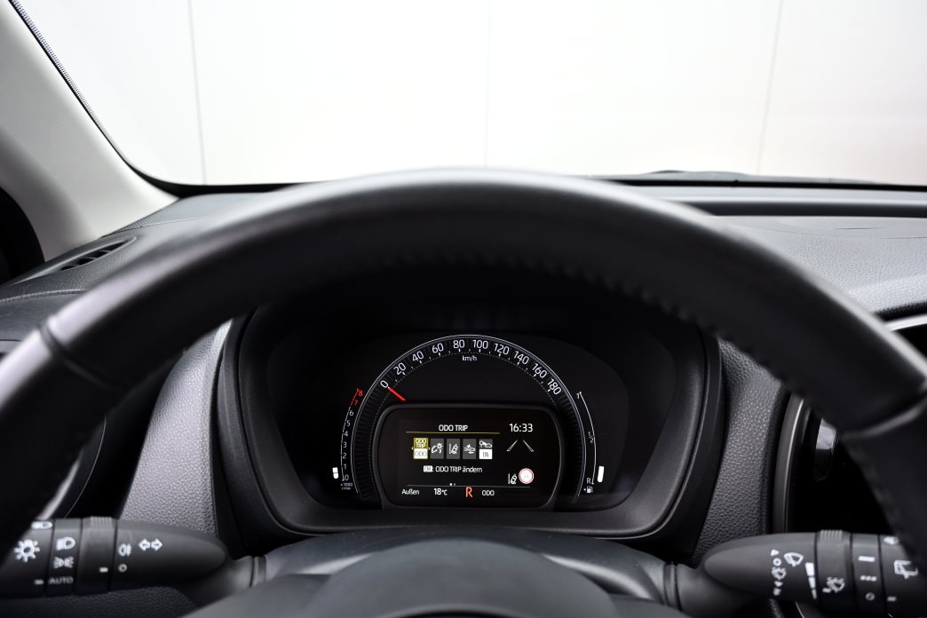 TOYOTA Aygo X 1.0 VVT-i Comfort CVT-image-10