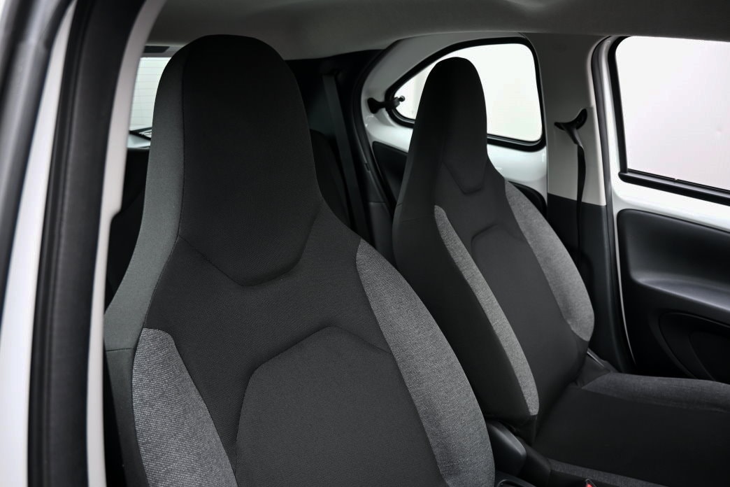 TOYOTA Aygo X 1.0 VVT-i Comfort CVT-image-5