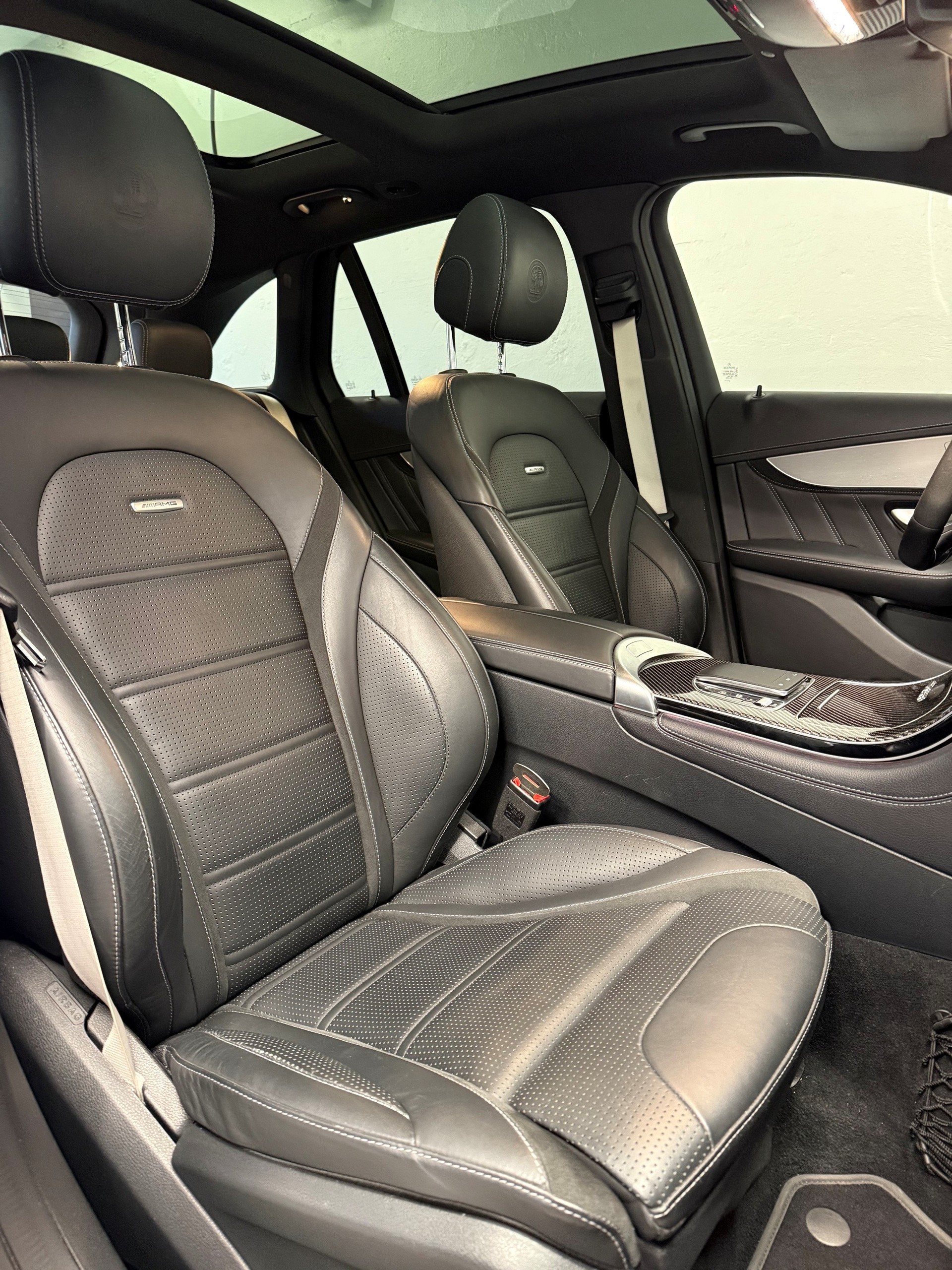 MERCEDES-BENZ GLC 63 S AMG 4Matic 9G-Tronic-image-8