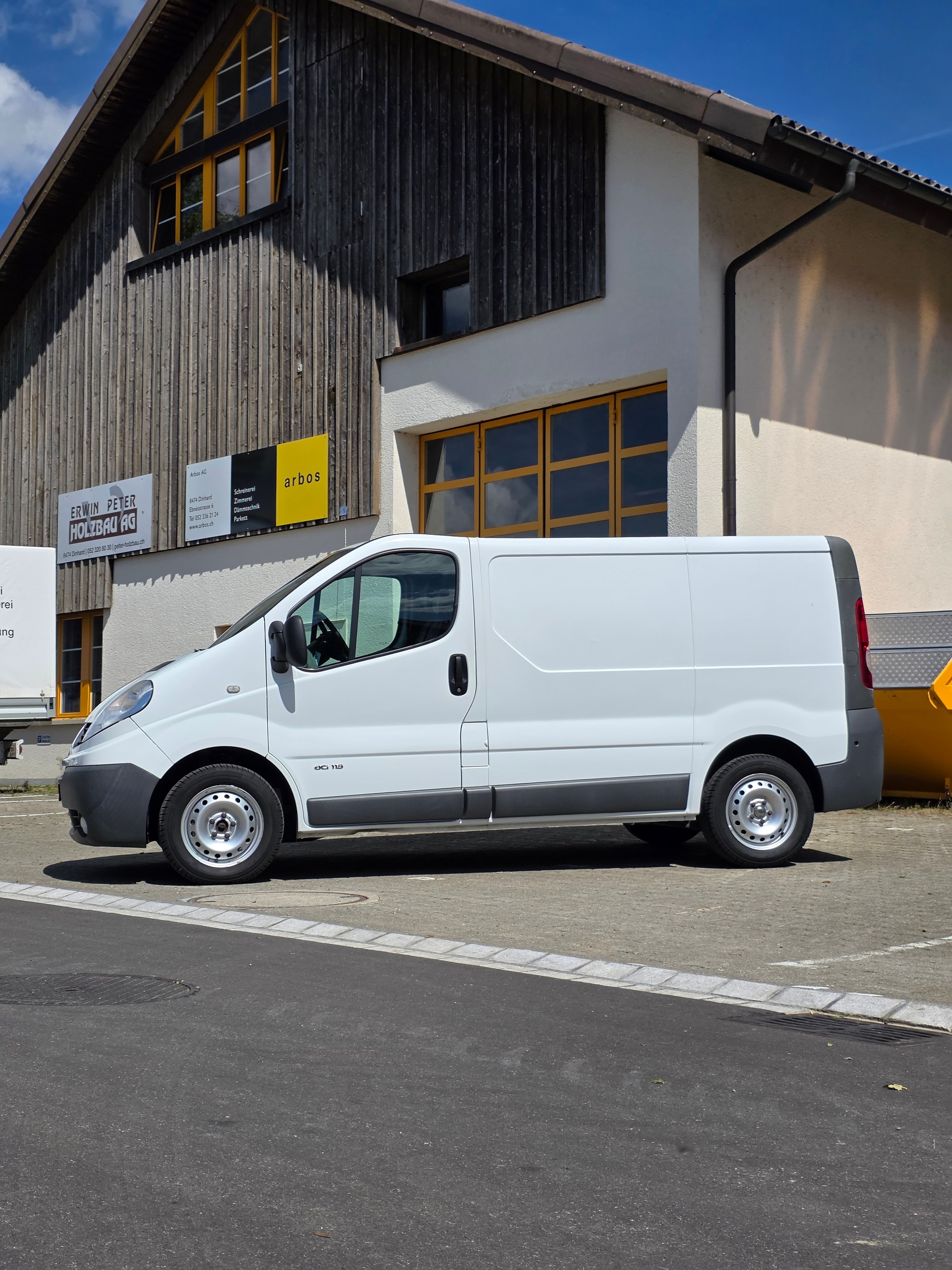 RENAULT 2.0 dCi 114-image-1