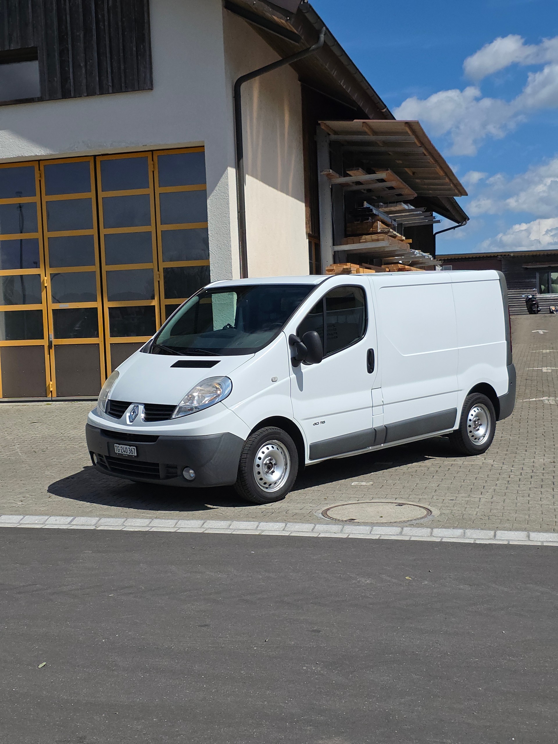 RENAULT 2.0 dCi 114-image-0