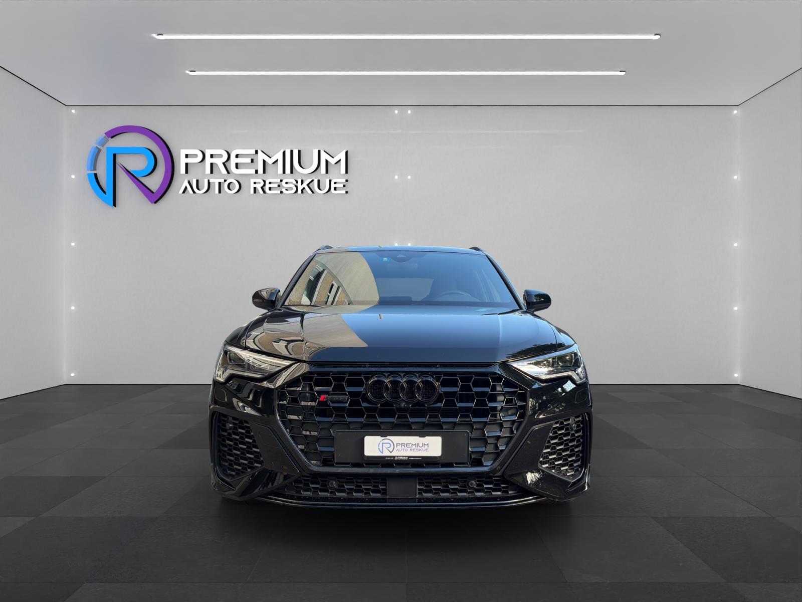 AUDI RS Q3 Quattro S tronic-image-1