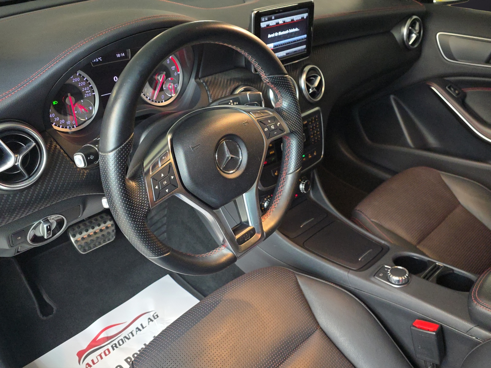 MERCEDES-BENZ A 220 CDI AMG Line 7G-DCT-image-9