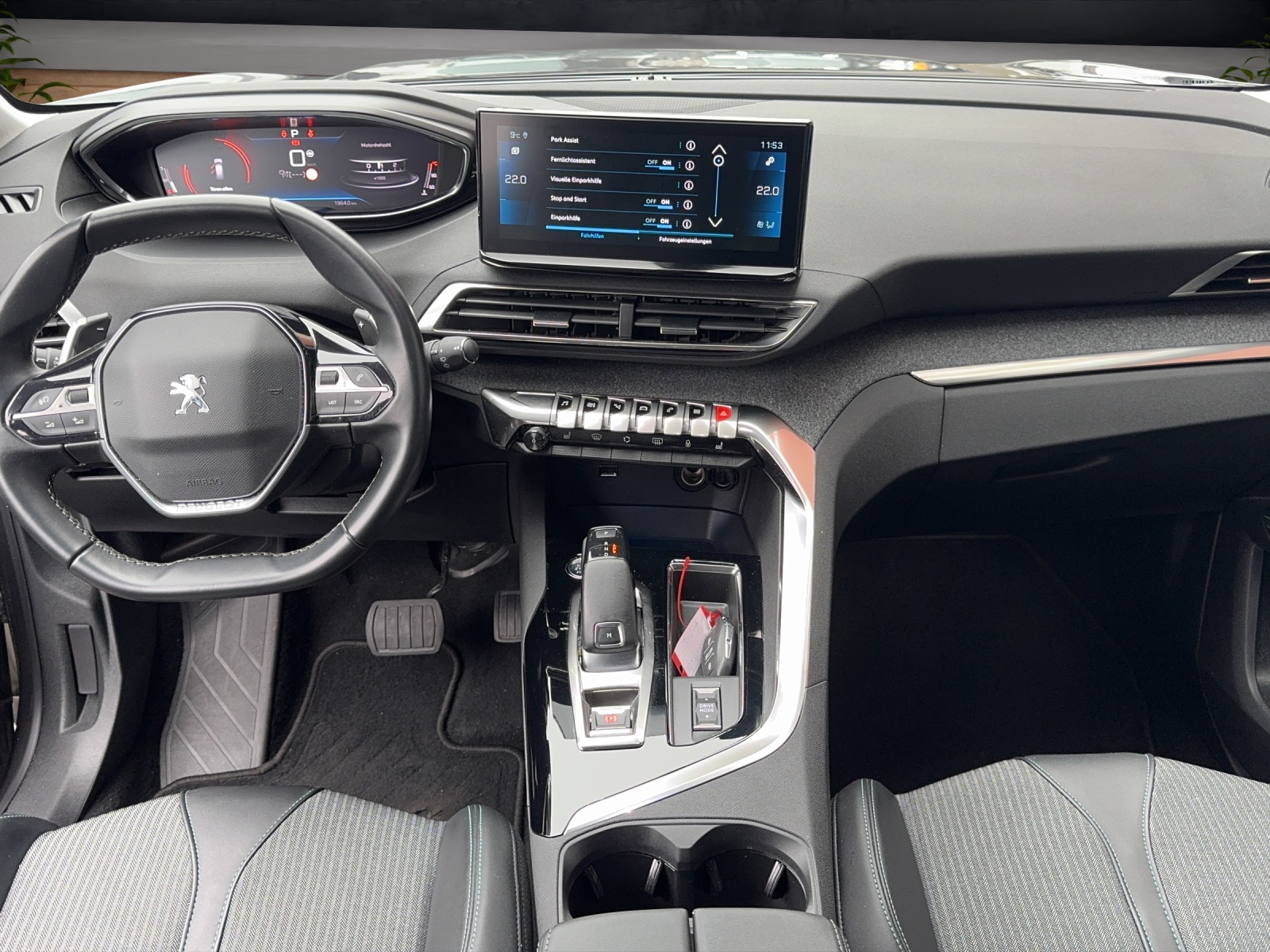 PEUGEOT 5008 1.5 HDi Allure P EAT-image-5