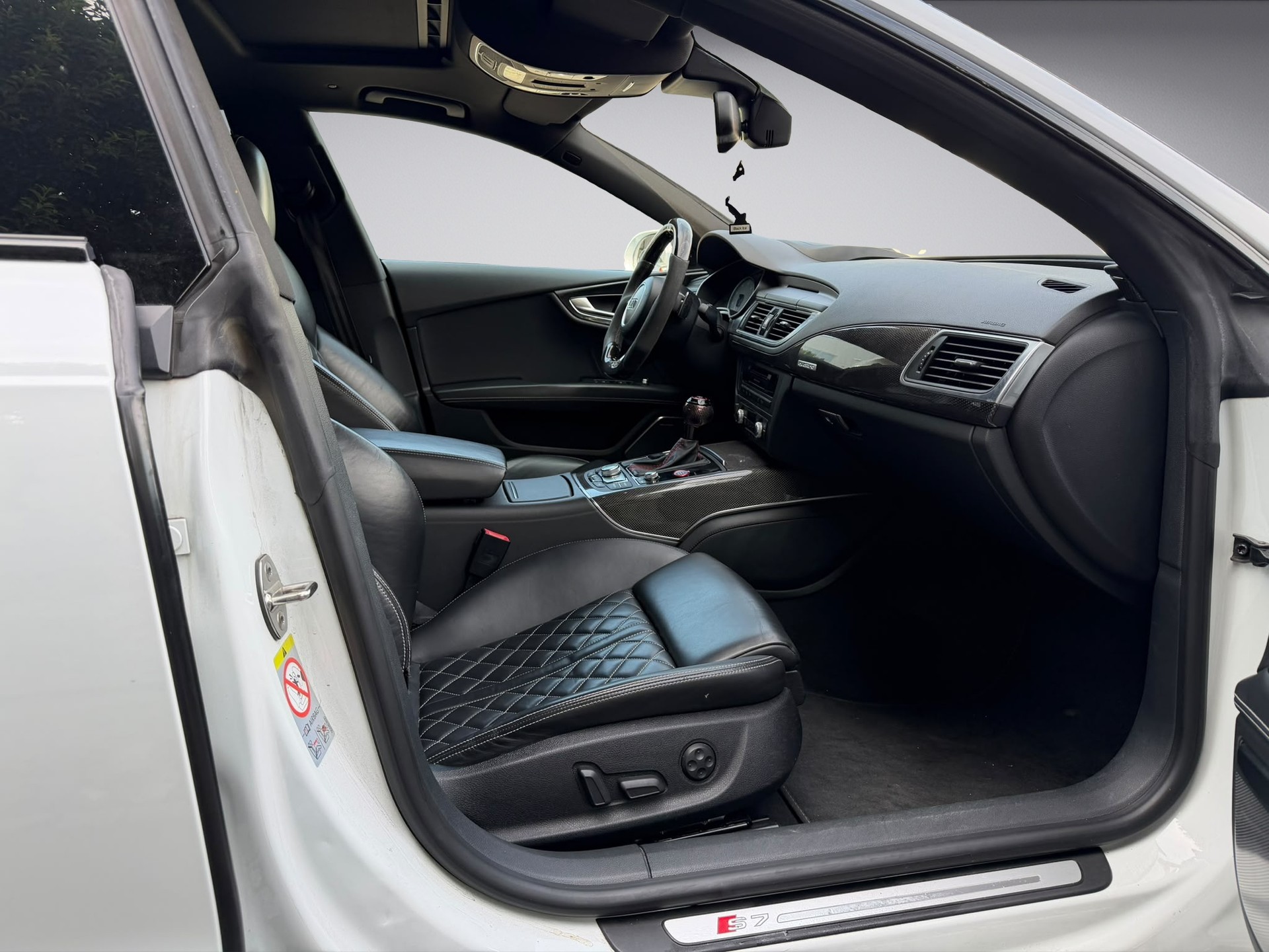 AUDI S7 Sportback 4.0 TFSI V8 quattro S-tronic-image-10