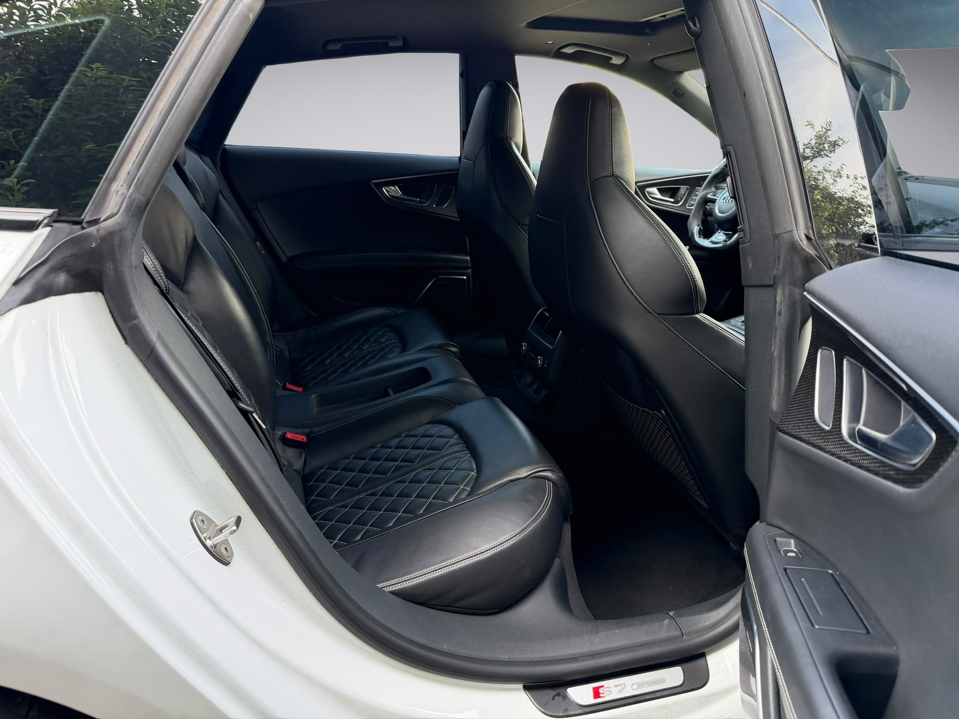 AUDI S7 Sportback 4.0 TFSI V8 quattro S-tronic-image-9