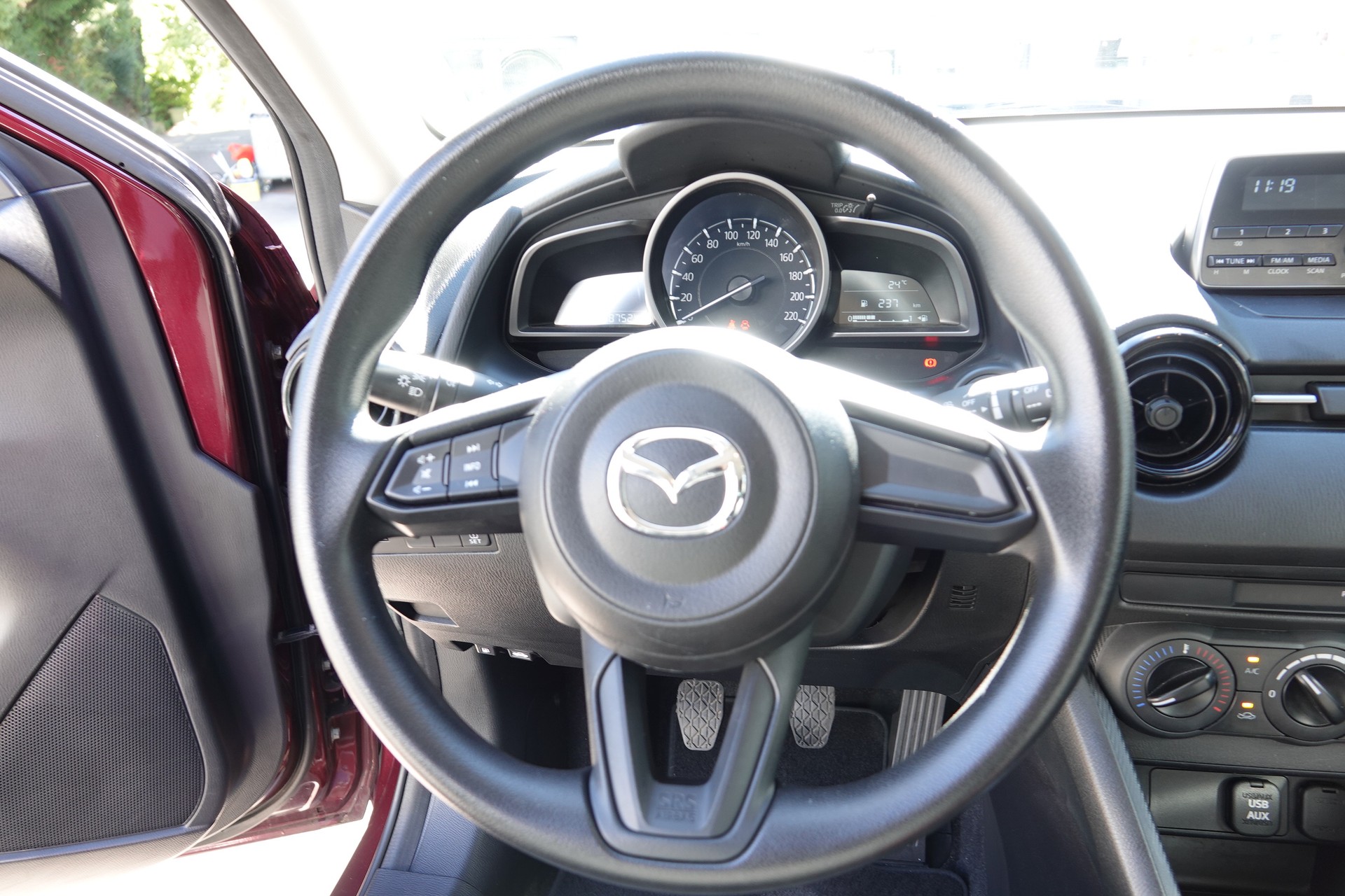 MAZDA 2 1.5 SkyG 75-image-9