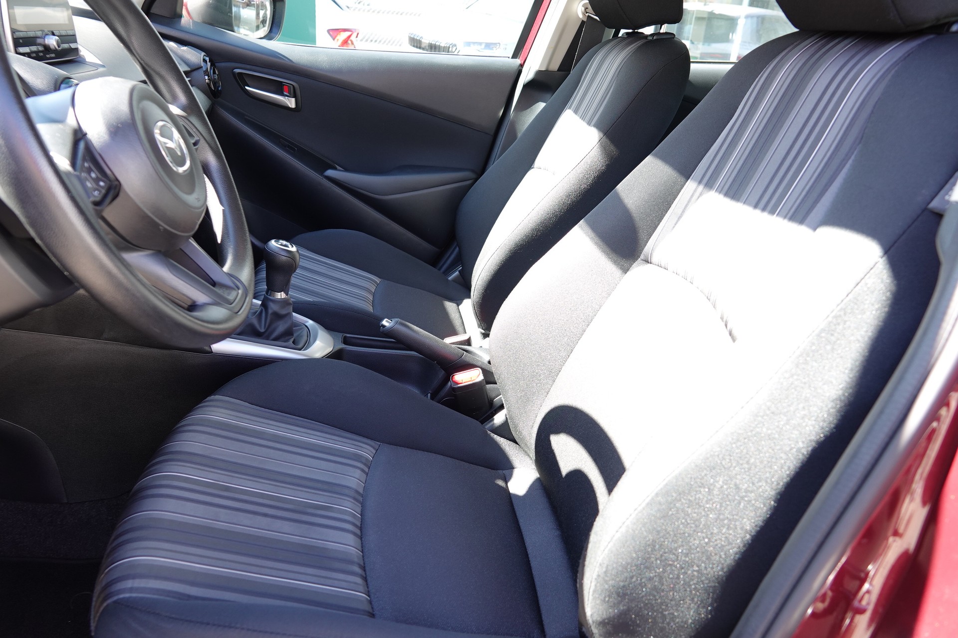 MAZDA 2 1.5 SkyG 75-image-11