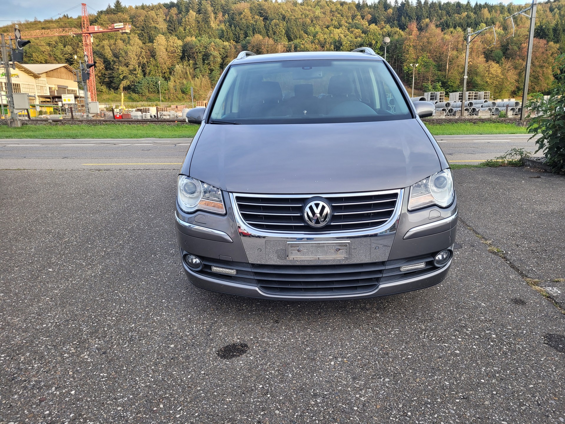 VW Touran 2.0 TDI Highline-image-0