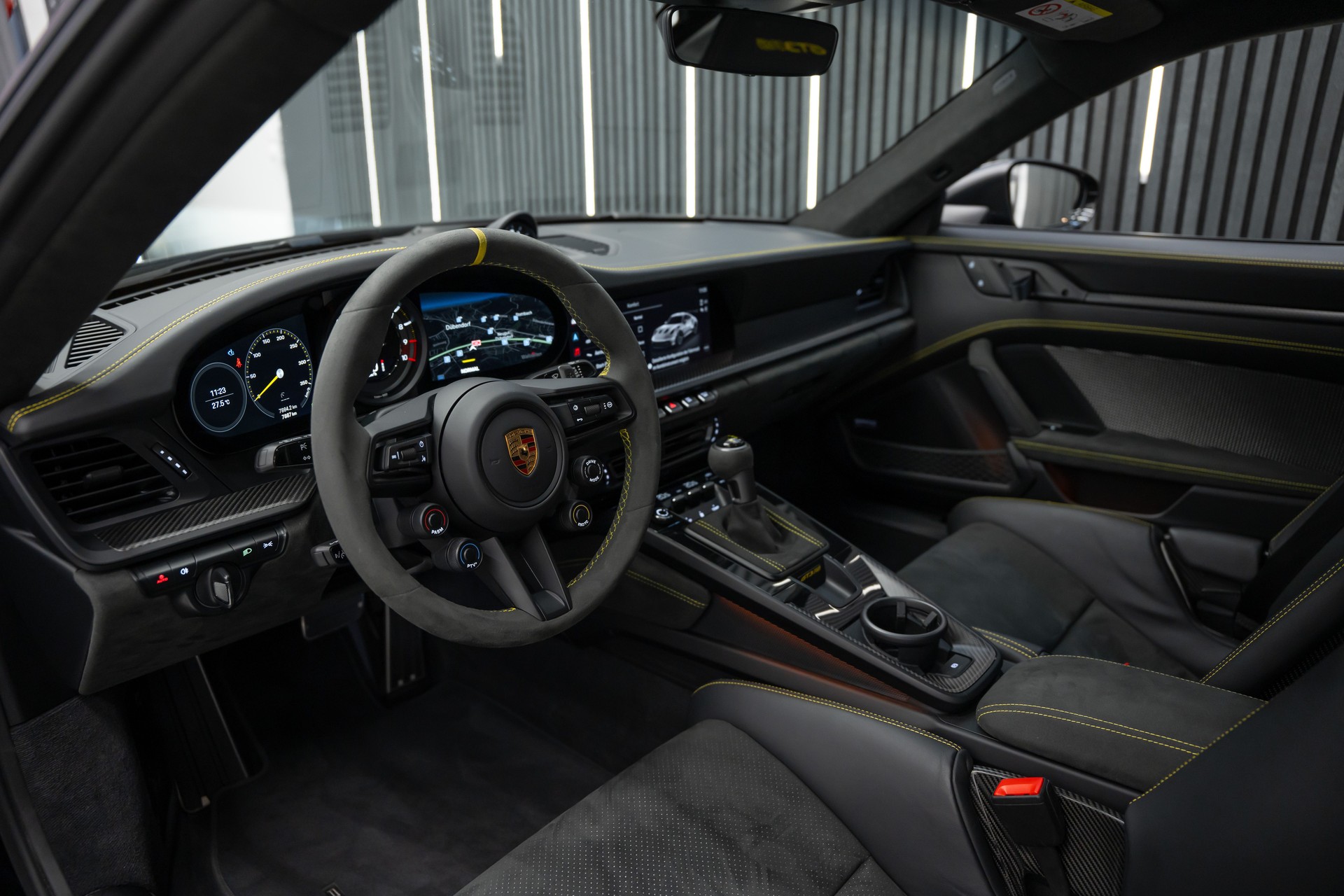 PORSCHE 911 GT3 RS / CH-FAHRZEUG / CAPRISTO / PPF SCHWARZ-MATT-image-16