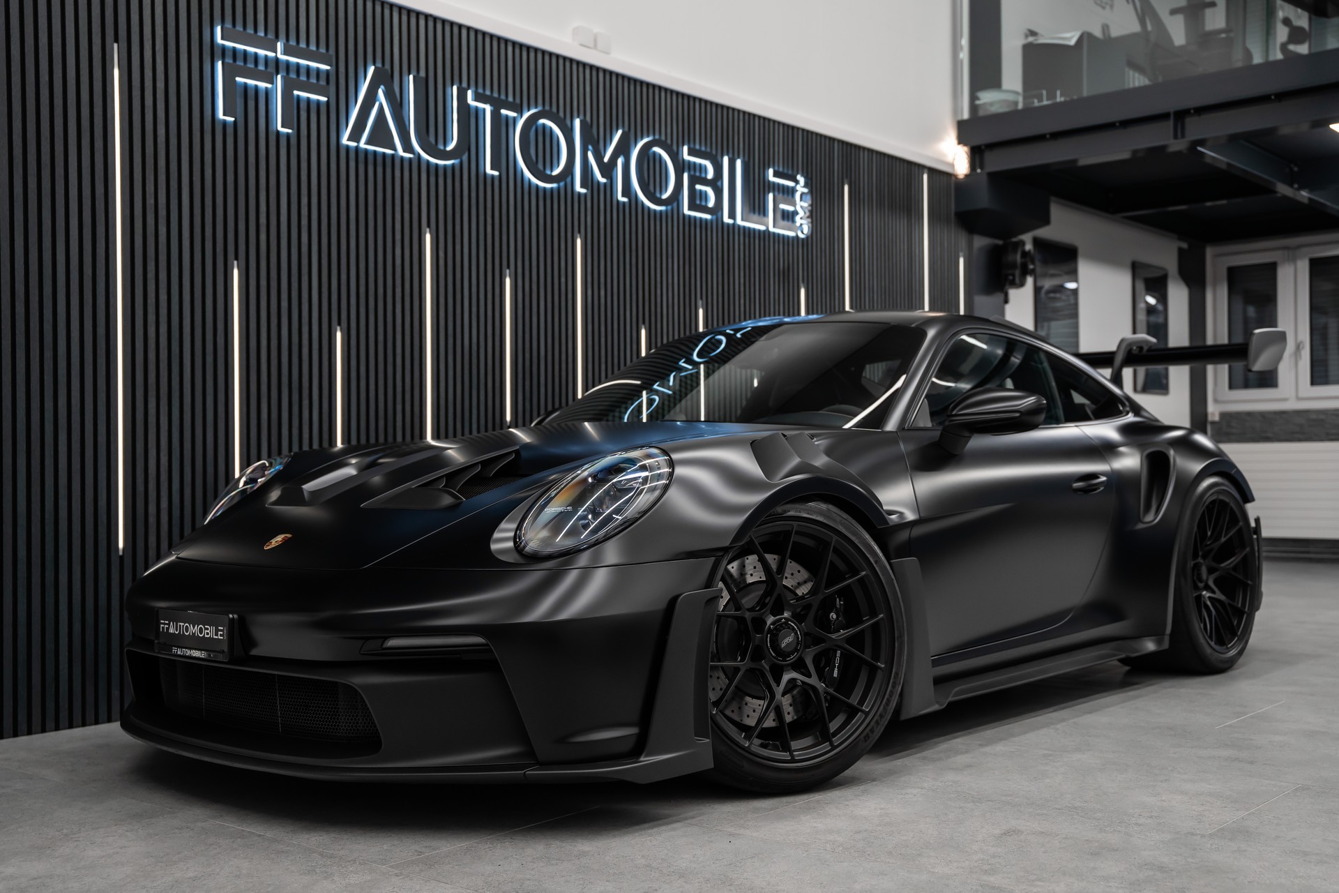 PORSCHE 911 GT3 RS / CH-FAHRZEUG / CAPRISTO / PPF SCHWARZ-MATT-image-0