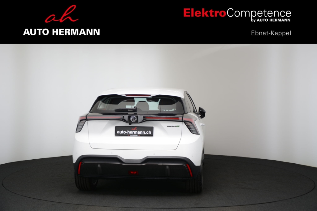 MG 4 EV 64kWh Premium Facelift-image-5