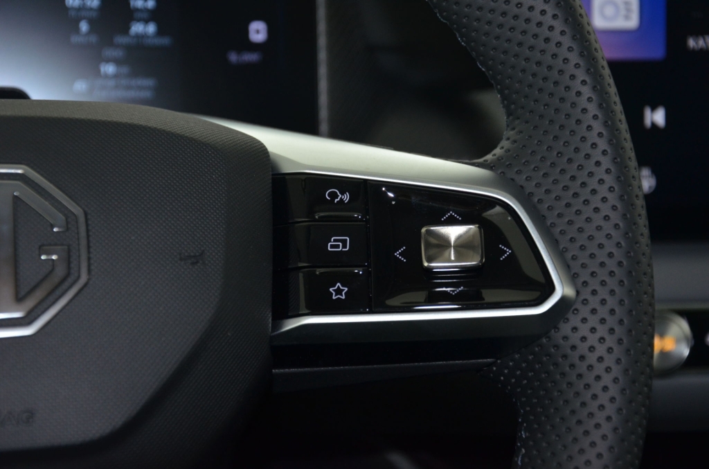 MG 4 EV 64kWh Premium Facelift-image-19