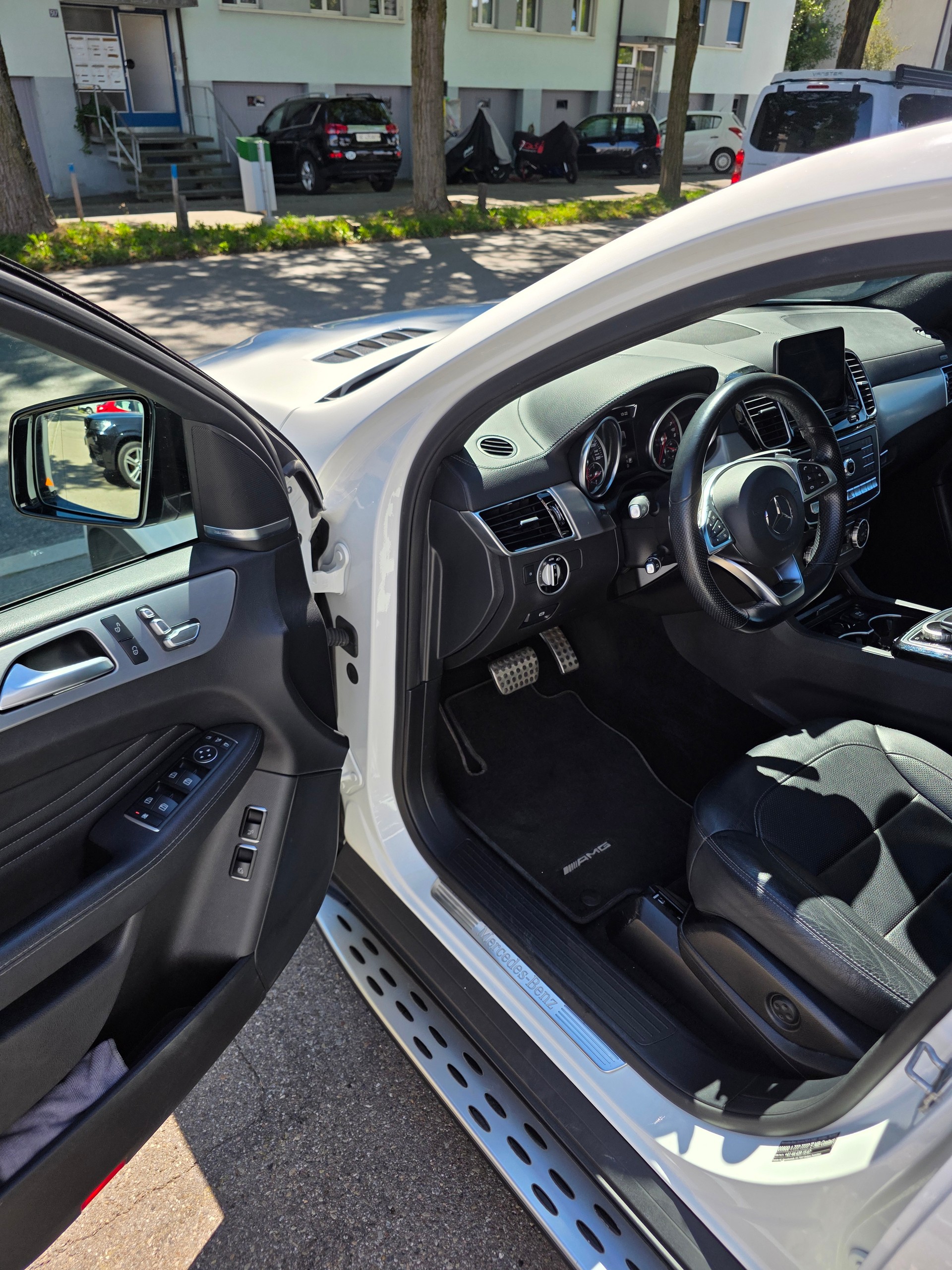 MERCEDES-BENZ GLE Coupé 450 AMG 4Matic 9G-Tronic *Night Paket *Distronic Plus *360° *Harman Kardon *Pano *AHK-image-8