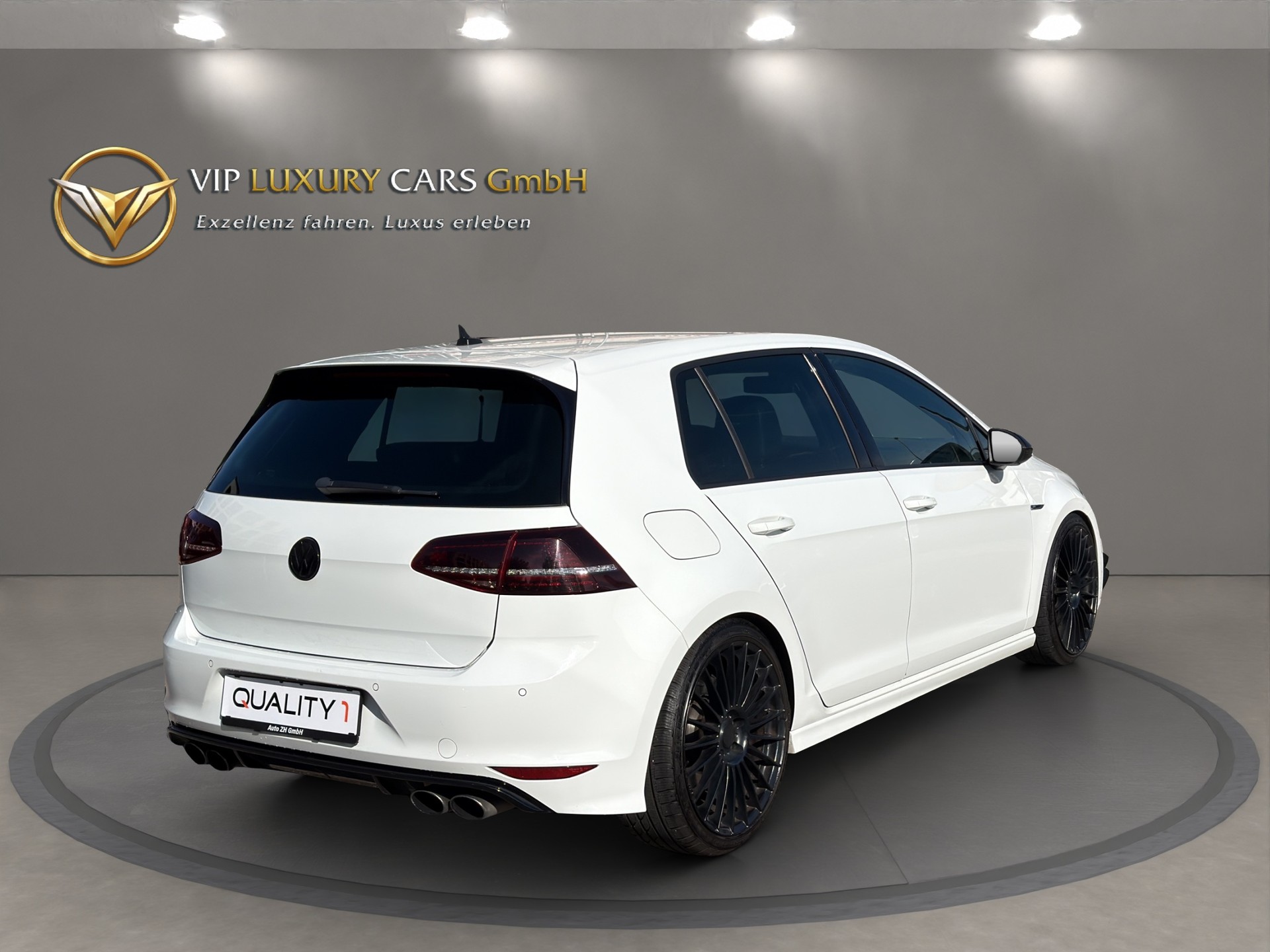 VW Golf 2.0 TSI R 4Motion DSG-image-5