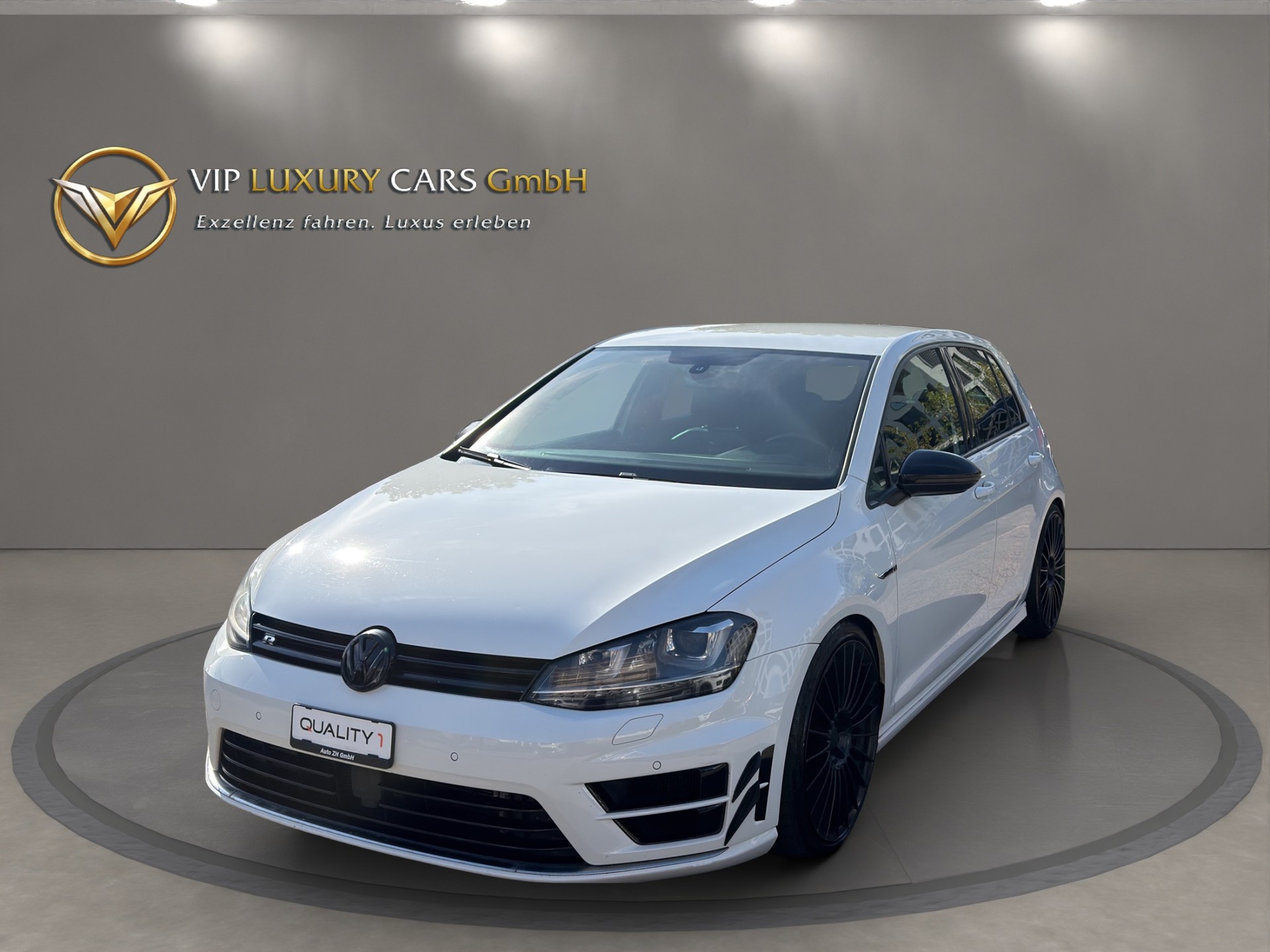VW Golf 2.0 TSI R 4Motion DSG-showroom-element-1