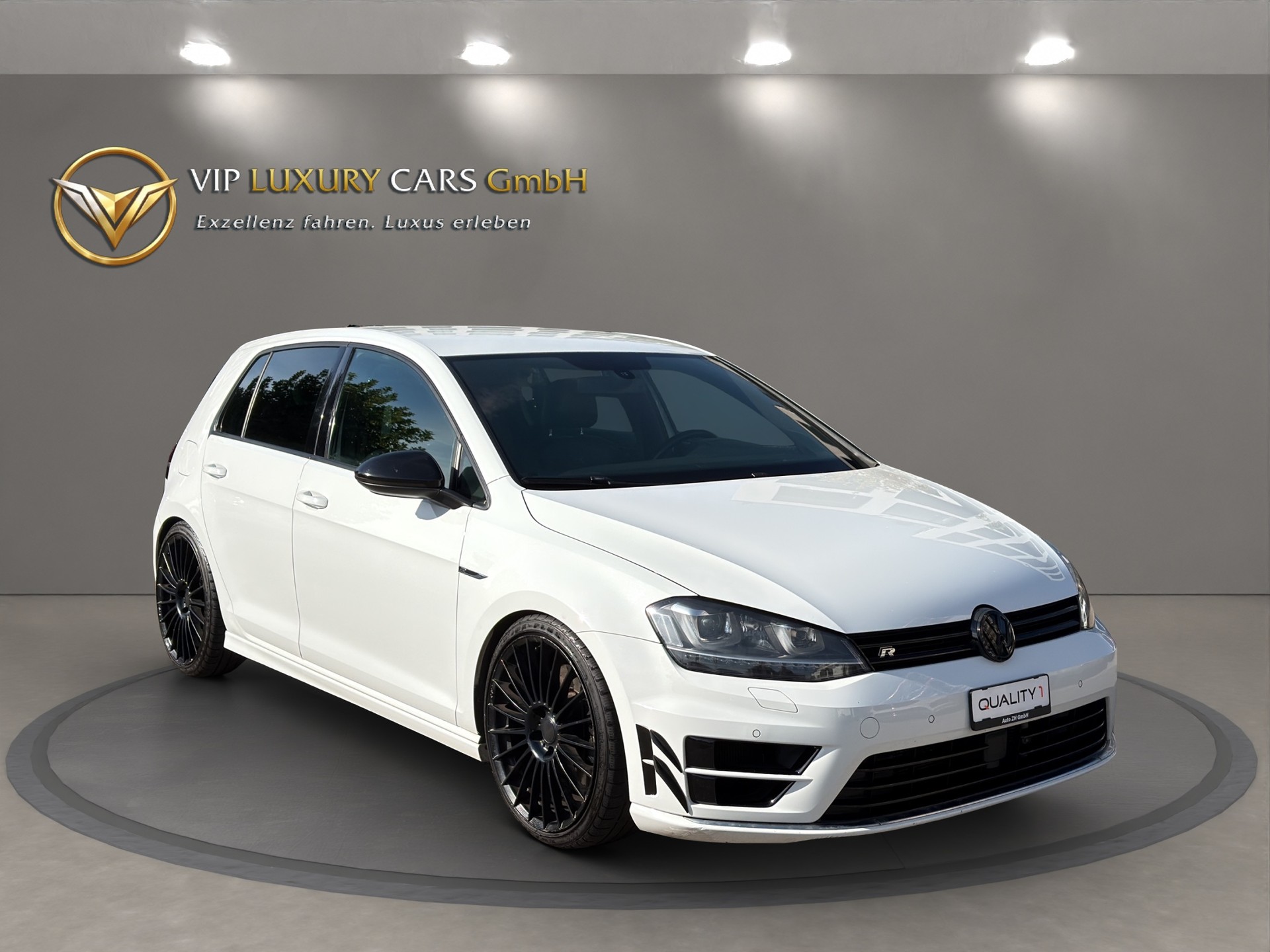 VW Golf 2.0 TSI R 4Motion DSG-showroom-element-2