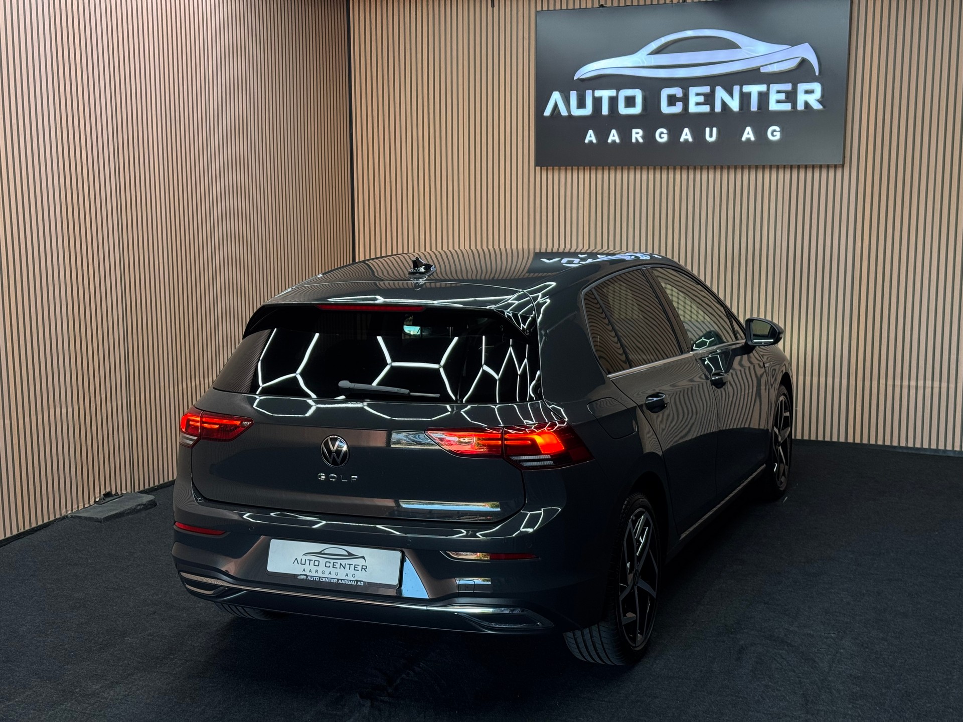VW Golf VIII 2.0 TDI Style DSG *ab CHF 249.-/ Monat*-image-3