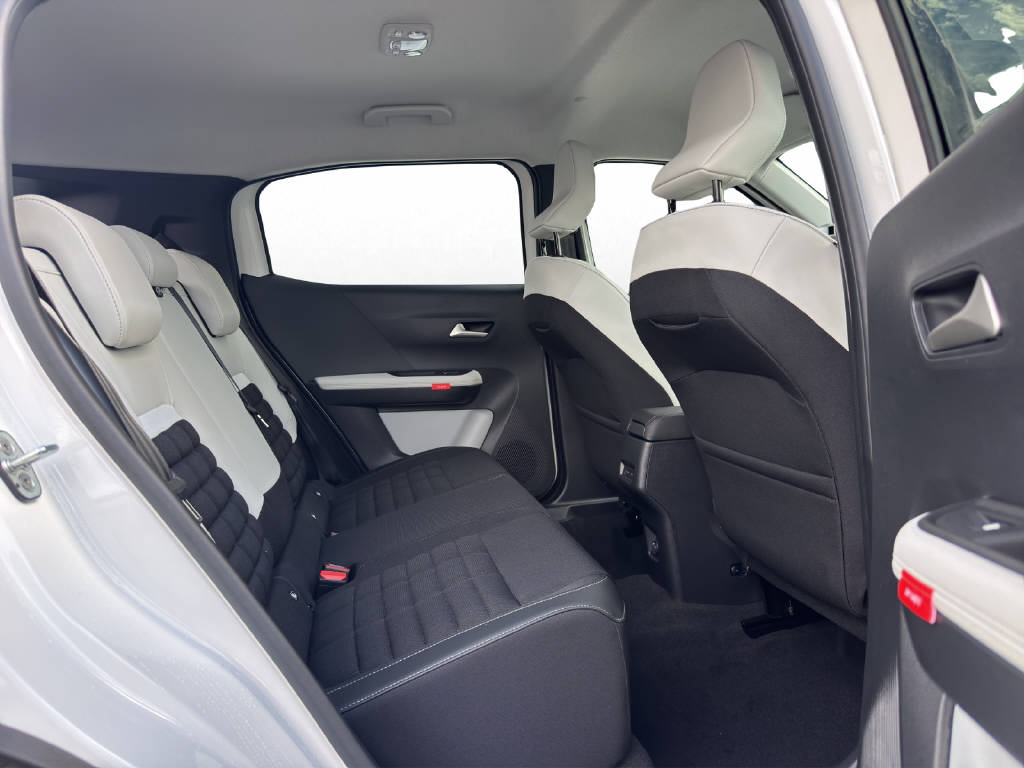 CITROEN C3 Aircross 1.2 Hybrid Max-image-12