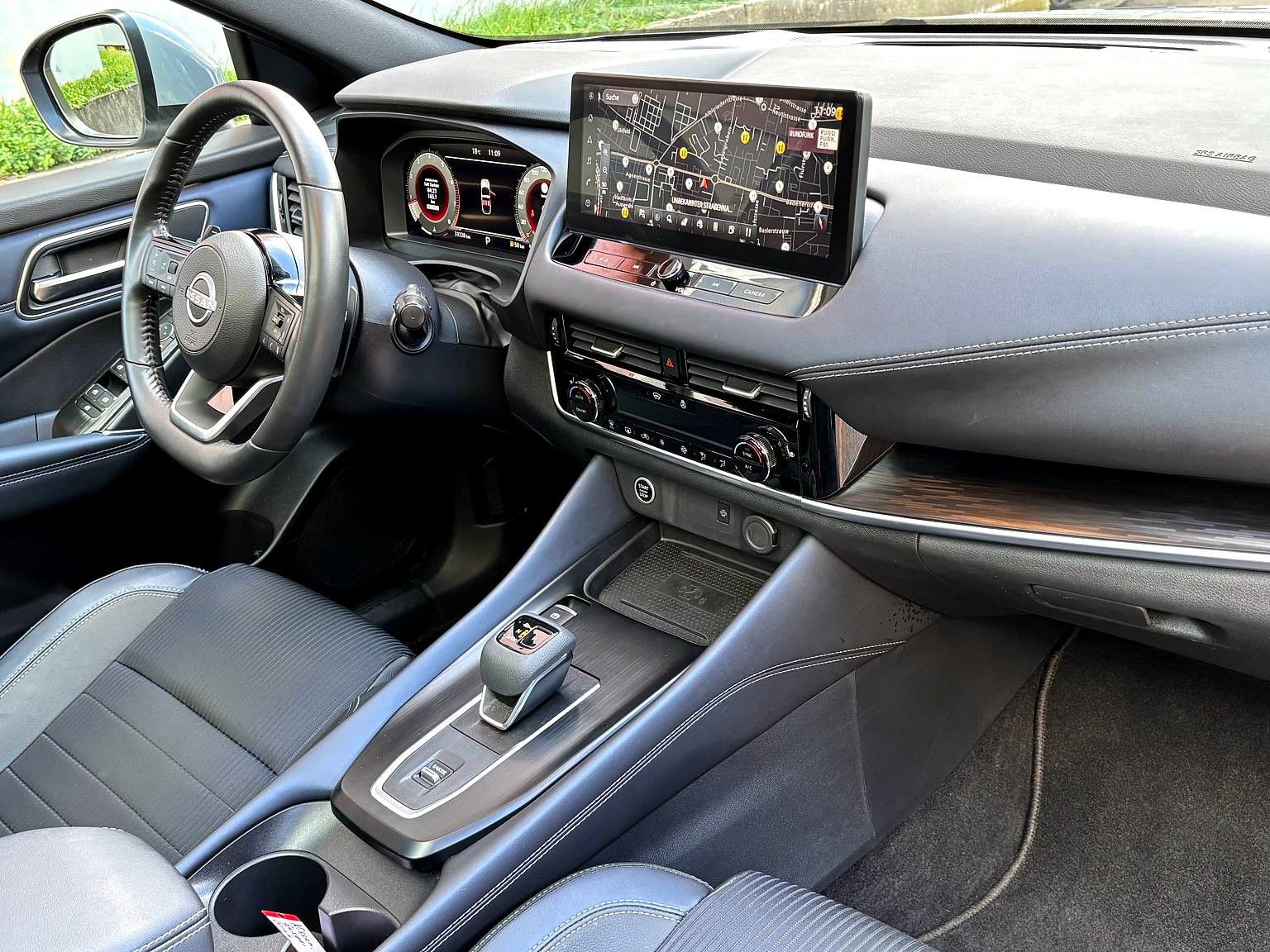 NISSAN Qashqai 1.3 Dig-T 158 PS MHEV Tekna-image-5
