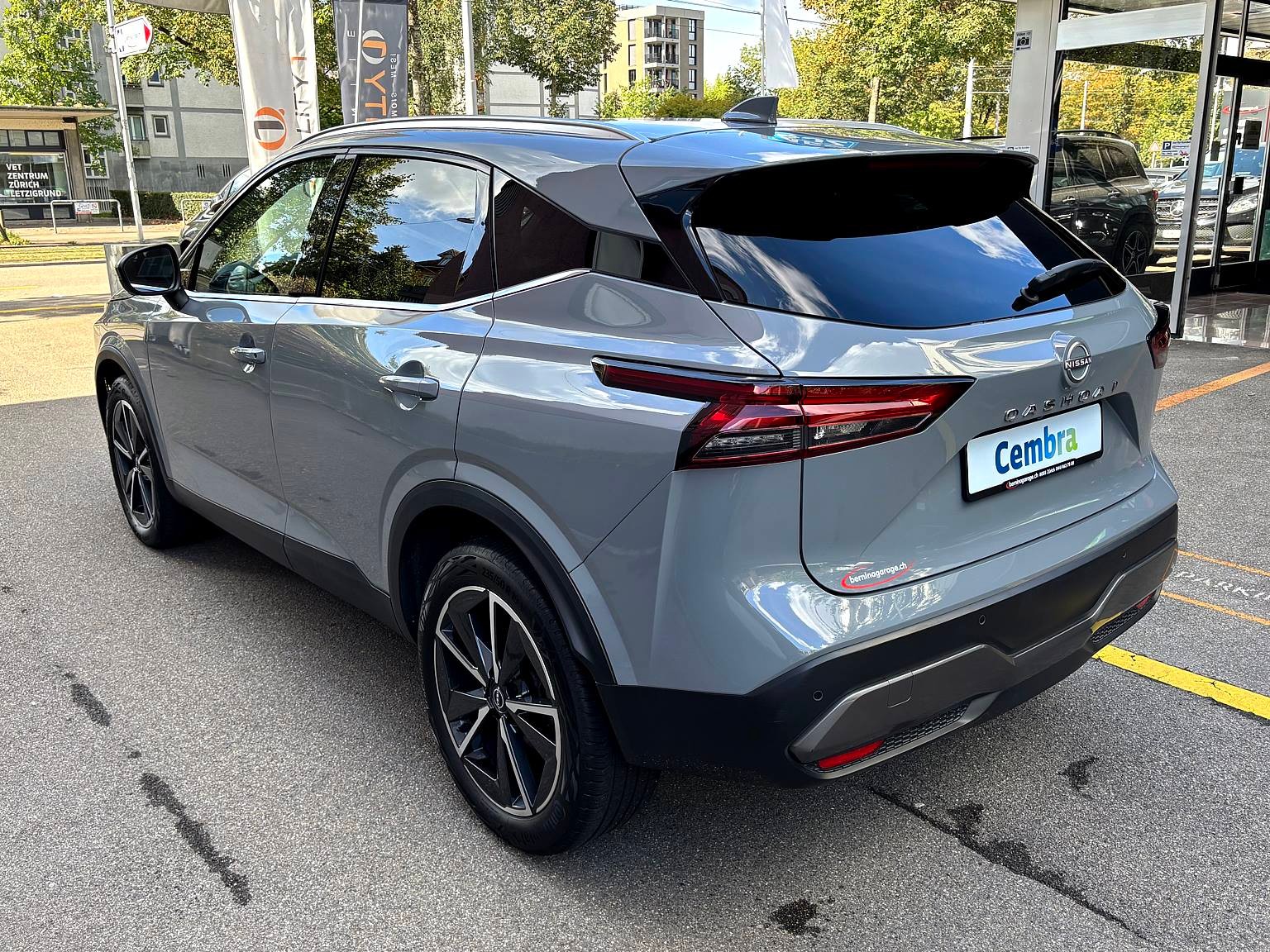 NISSAN Qashqai 1.3 Dig-T 158 PS MHEV Tekna-image-3