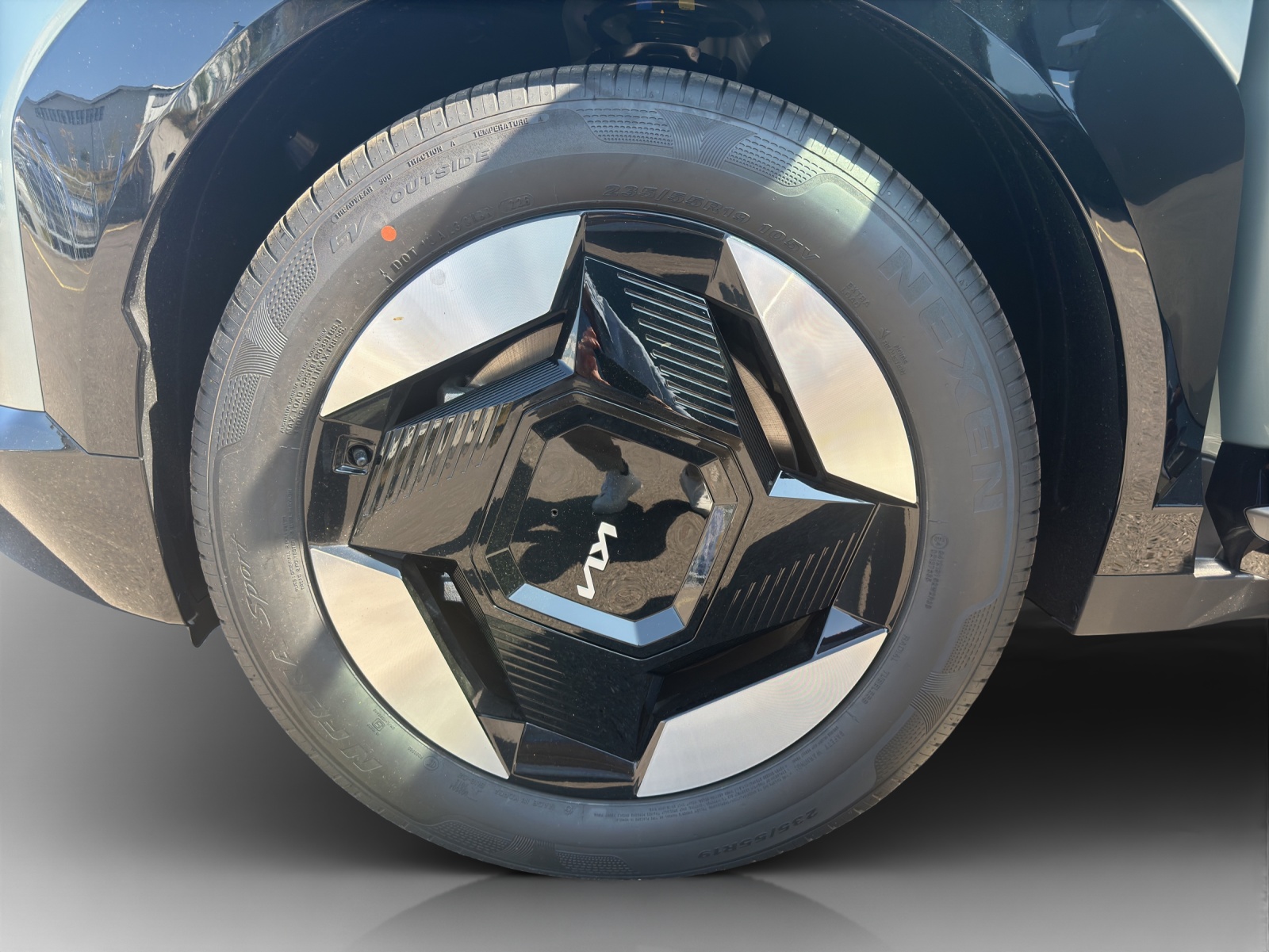 KIA EV5 81 kWh Earth 4x4-image-10