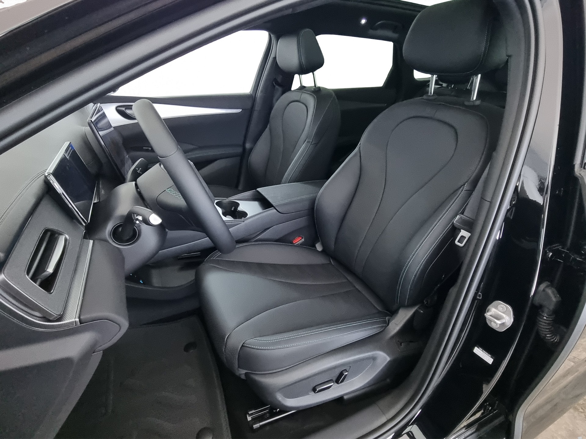 BYD Seal 6 DM-i Touring Comfort-image-5