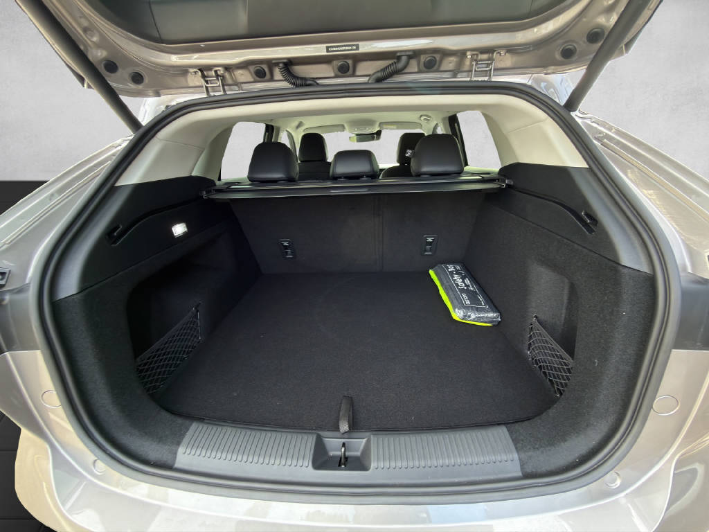 MG HS 1.5 Hybrid Luxury-image-5