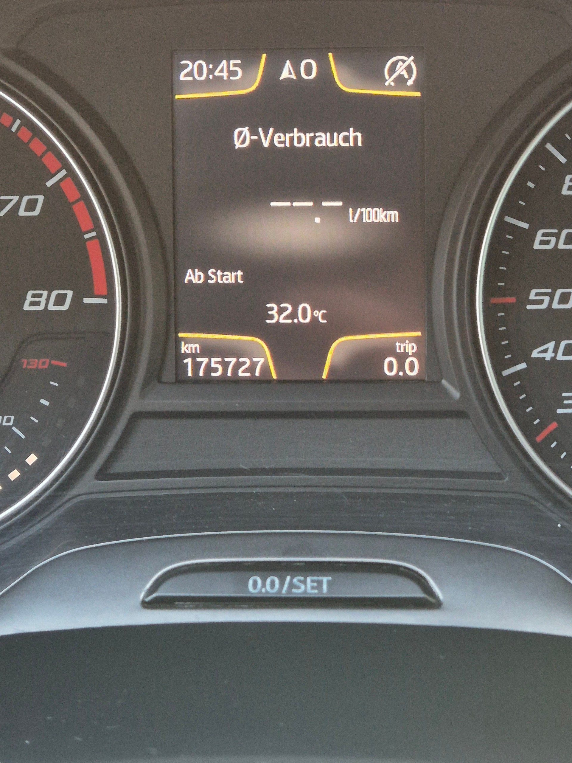 SEAT Leon ST 1.8 TSI FR DSG-image-15