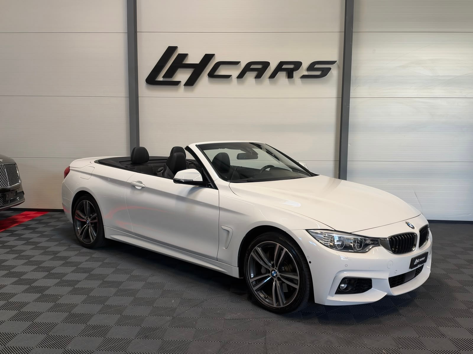 BMW 440i xDrive SAG Cabrio M-Sport-image-5