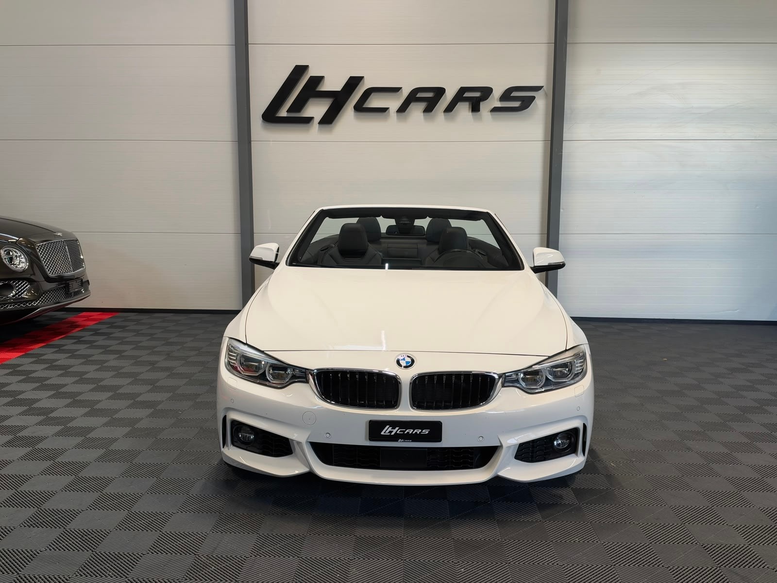 BMW 440i xDrive SAG Cabrio M-Sport-image-6