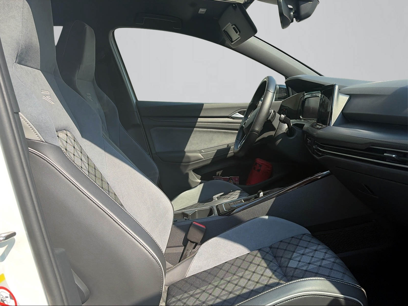 VW Golf 2.0 TSI R-Line DSG 4 Motion-image-7