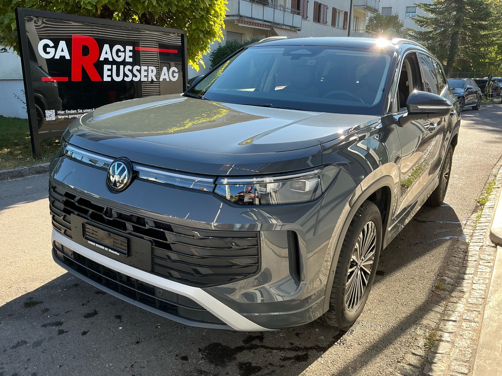 VW Tayron 2.0 TSI 204 PS 4MOTION LIFE *** ANHÄNGEKUPPLUNG & 7-SITZER ***-image-0