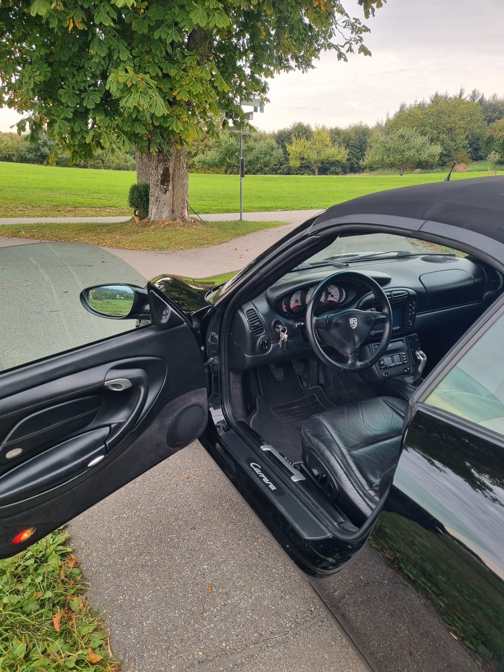 PORSCHE 3.4 Carrera-image-8