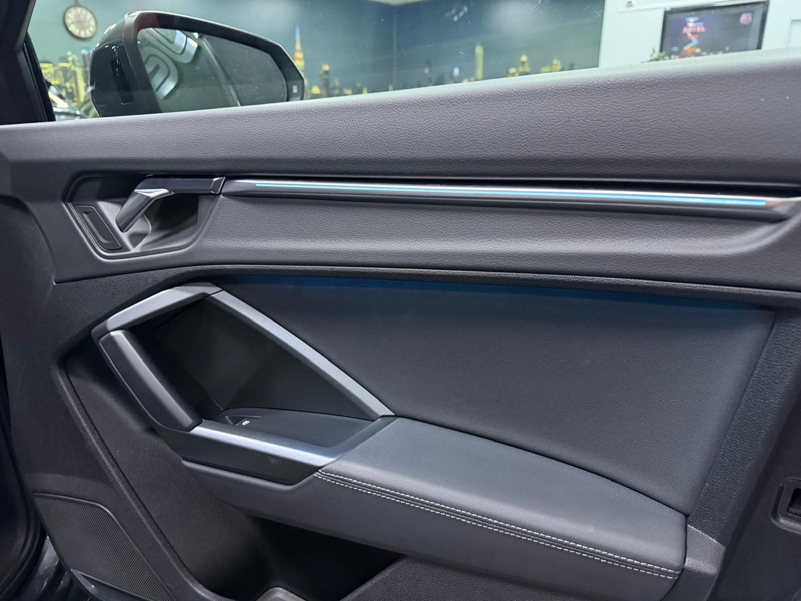 AUDI Q3 Sportback 40 TDI S line Attraction quattro S-tronic / Leasing ab 299.--image-9