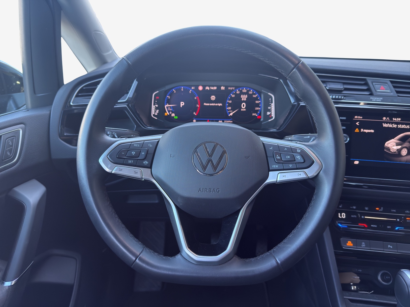 VW Touran 1.5 TSI EVO Highline DSG-image-9