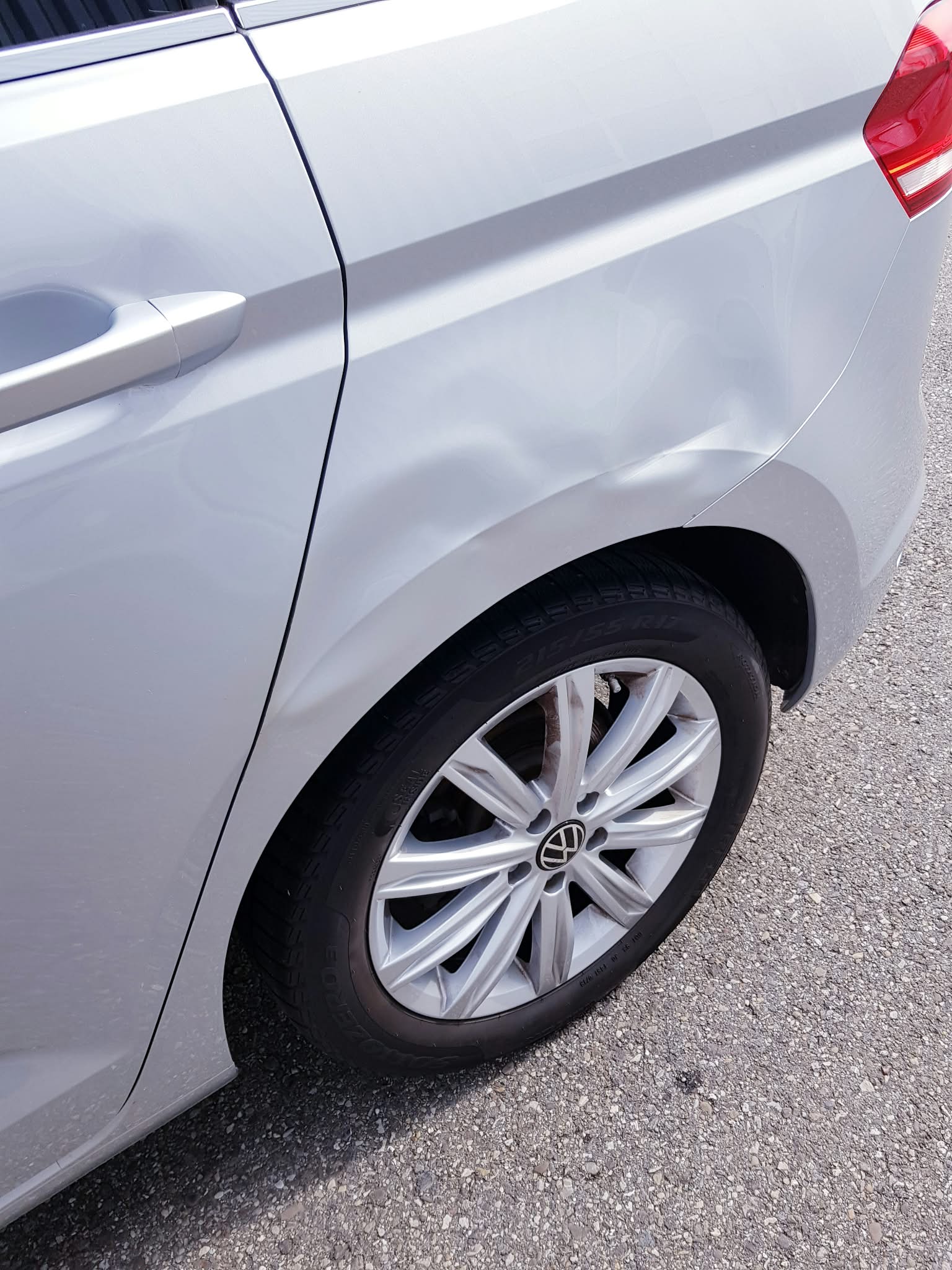 VW Touran 1.6 TDI BlueMotion Technology Comfortline DSG-image-14