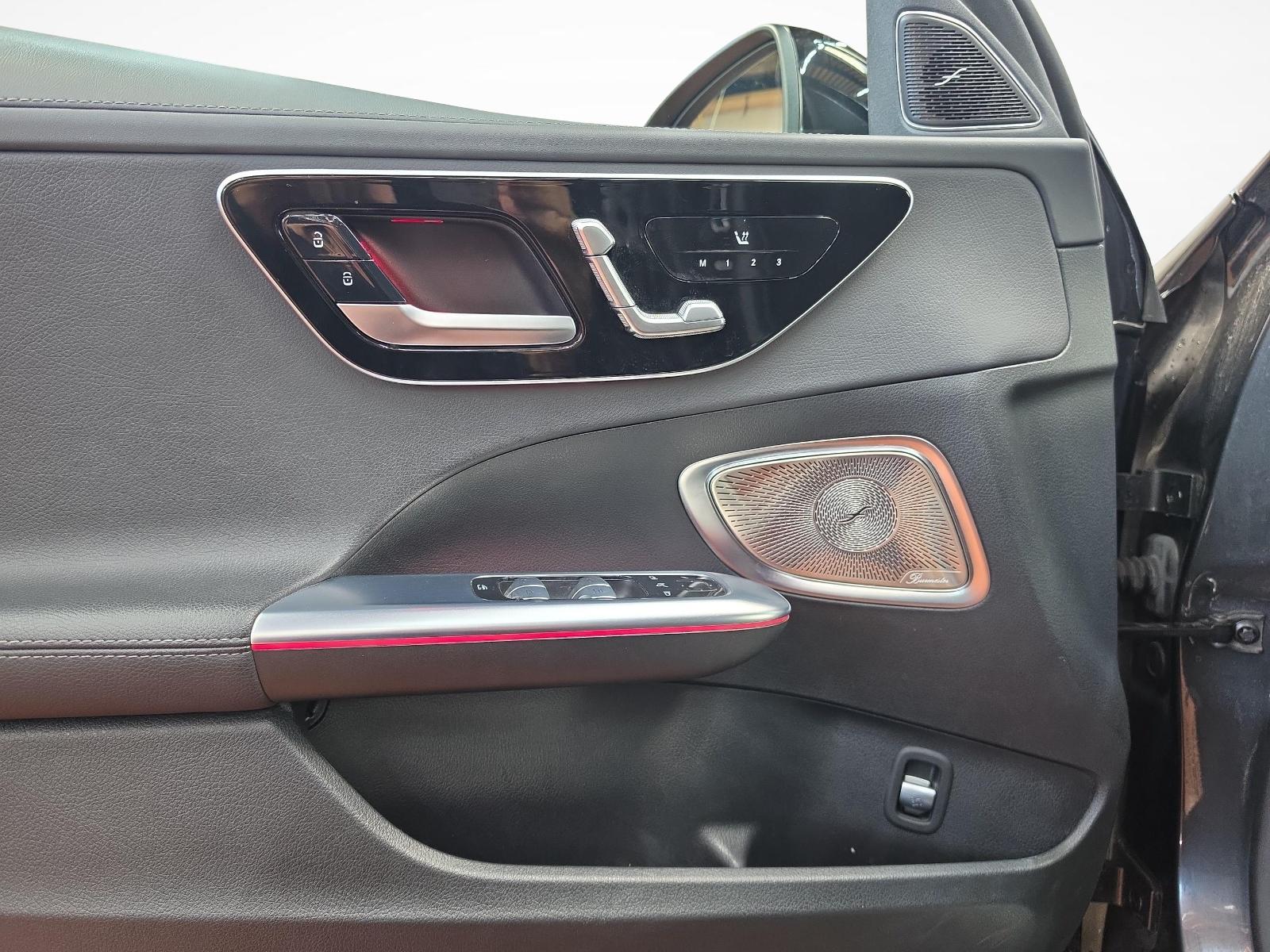 MERCEDES-BENZ C 220 d 4MATIC T-Modell Swiss Star AMG Line-image-7