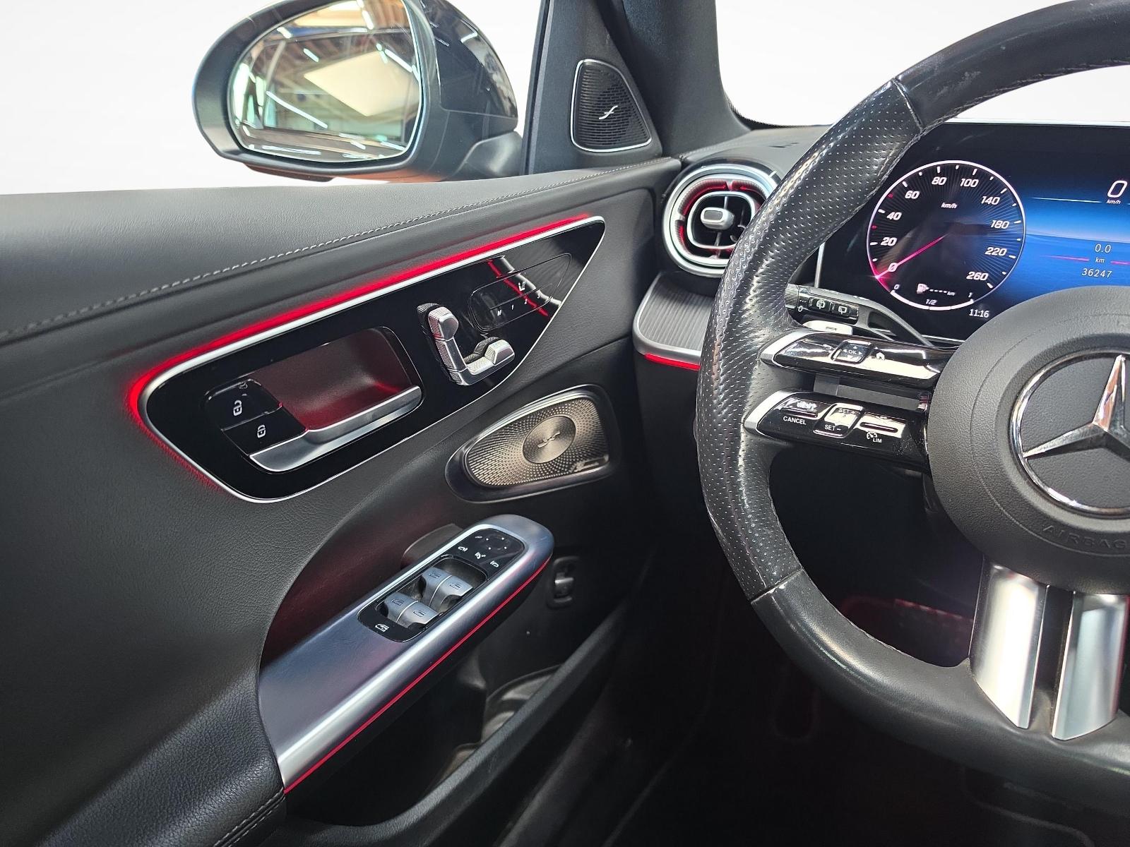 MERCEDES-BENZ C 220 d 4MATIC T-Modell Swiss Star AMG Line-image-8
