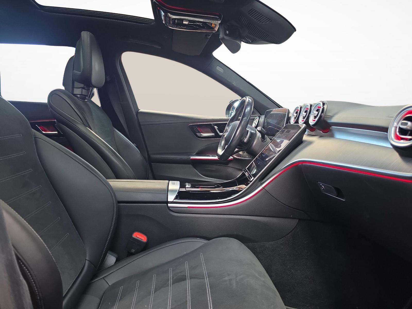 MERCEDES-BENZ C 220 d 4MATIC T-Modell Swiss Star AMG Line-image-10