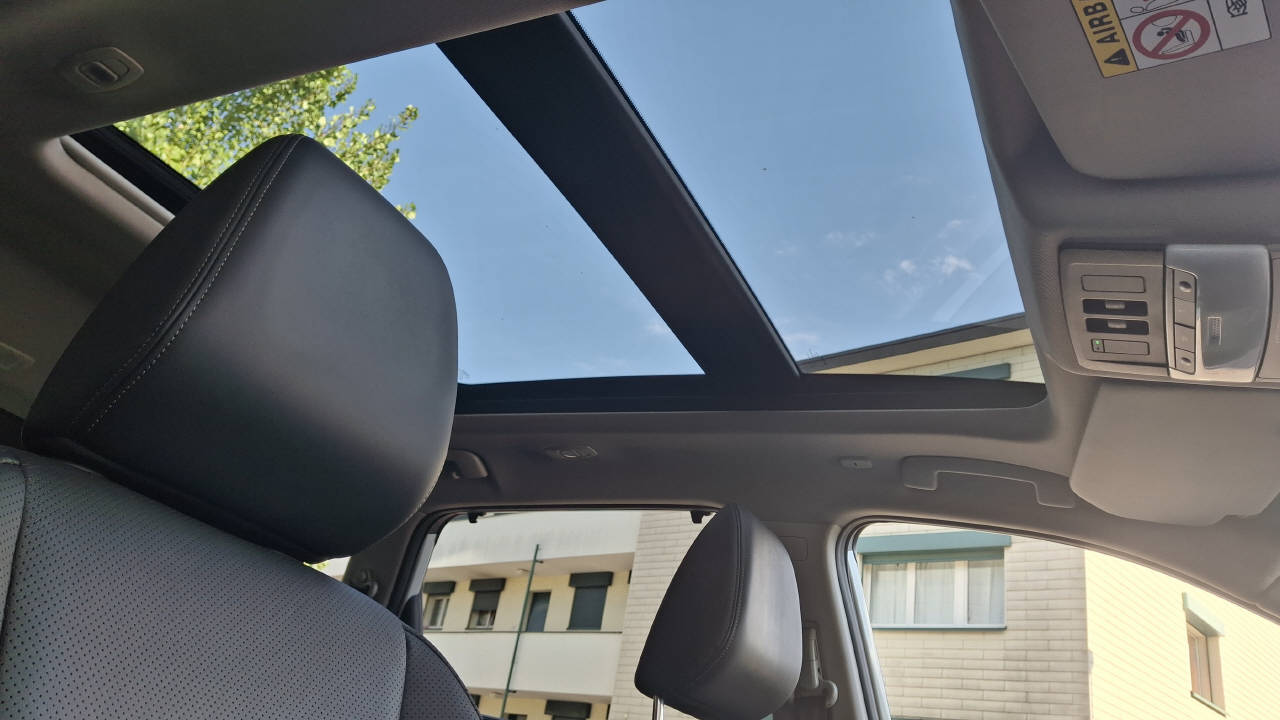 NISSAN X-Trail 1.5 VC-T Tekna+ e-4orce-image-6