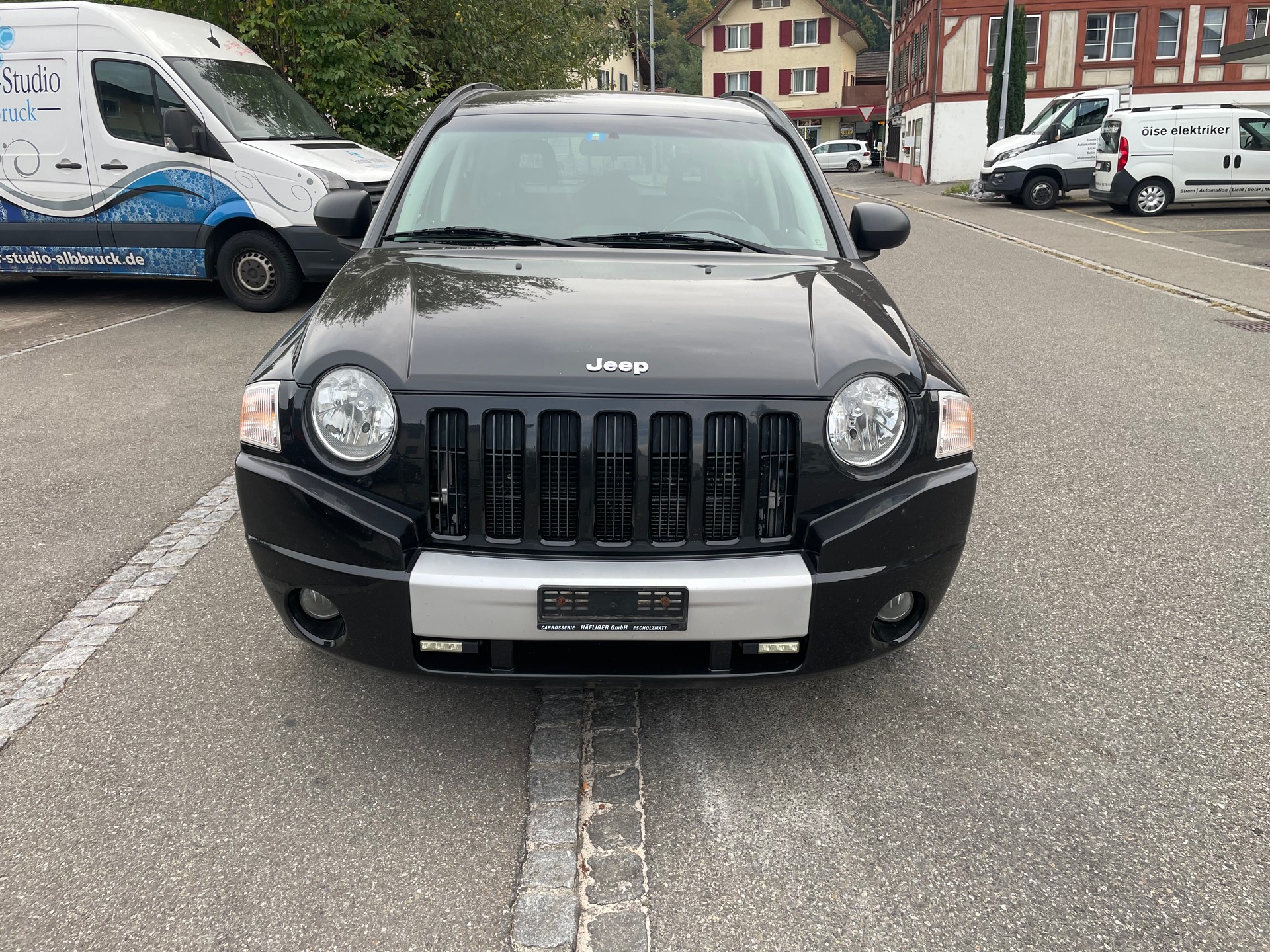 JEEP Compass 2.4 Limited CVT-image-1