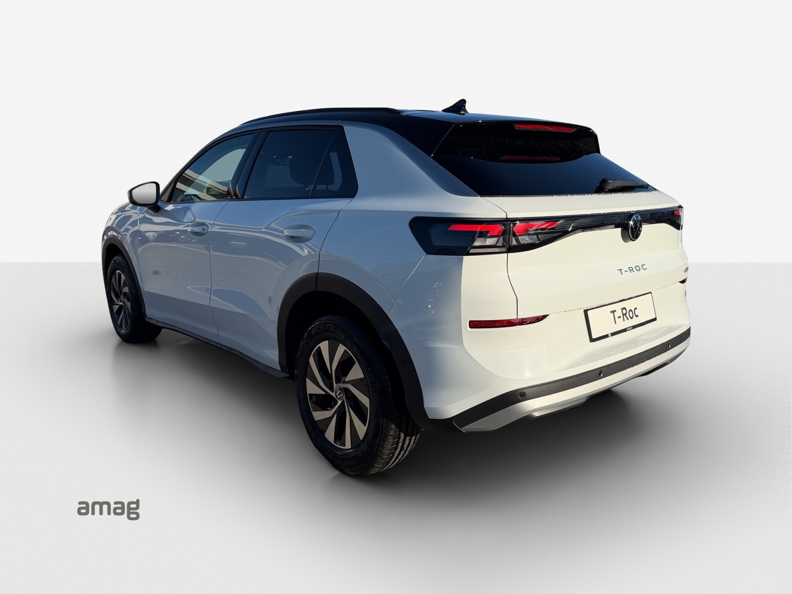 VW T-Roc 1.5 eTSI mHEV Life DSG-image-2