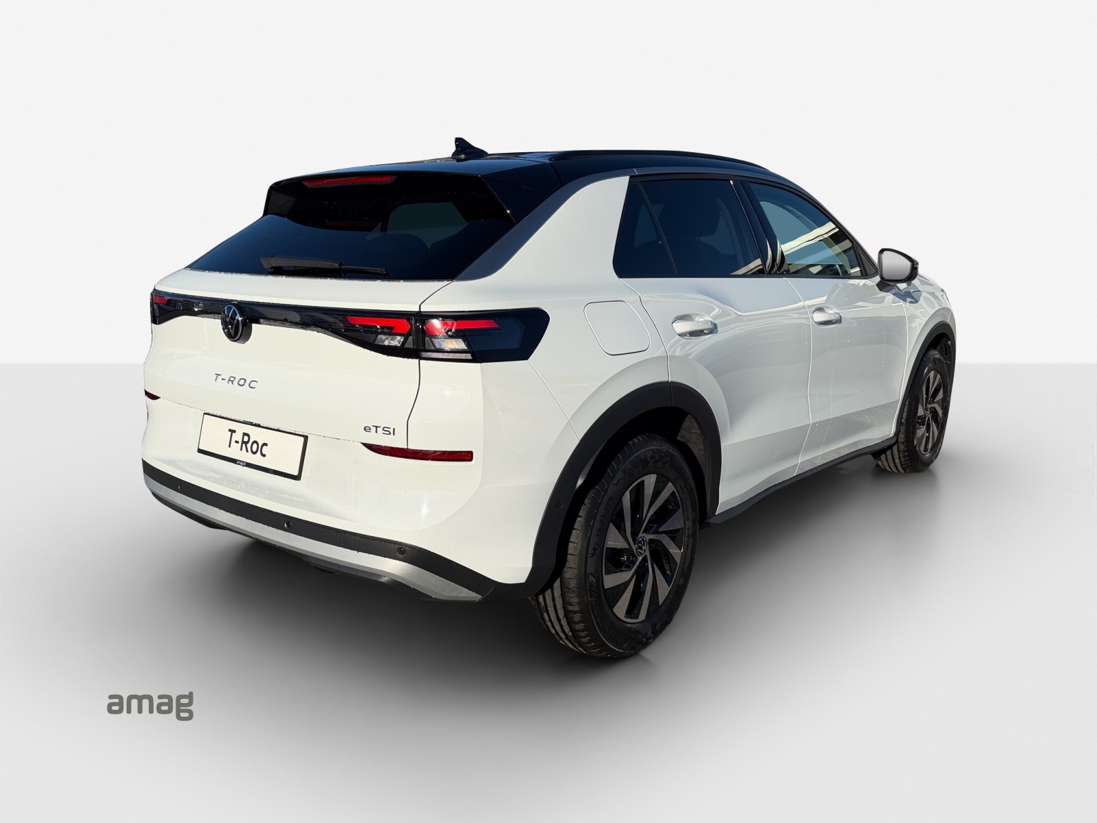 VW T-Roc 1.5 eTSI mHEV Life DSG-image-4