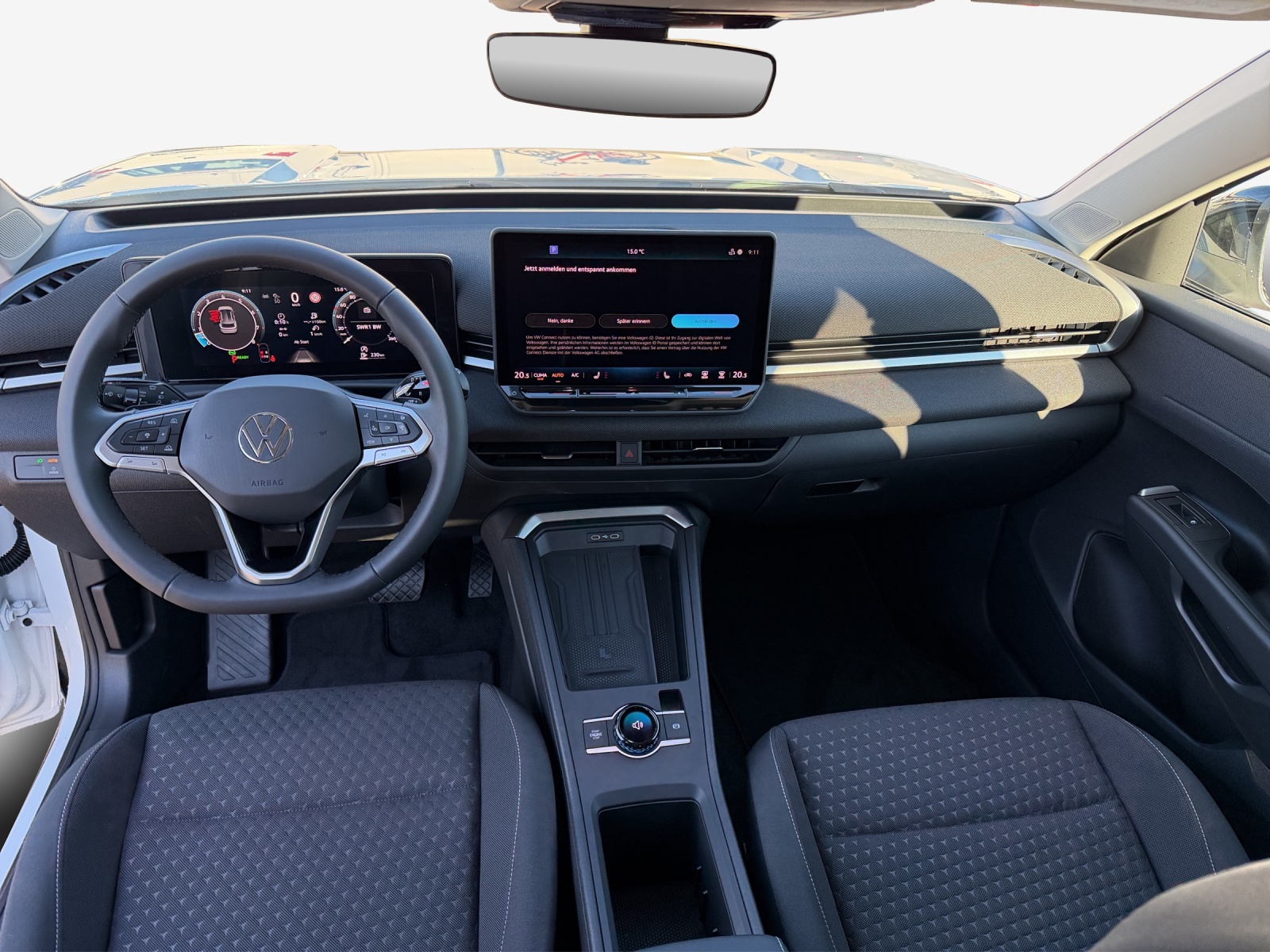 VW T-Roc 1.5 eTSI mHEV Life DSG-image-8